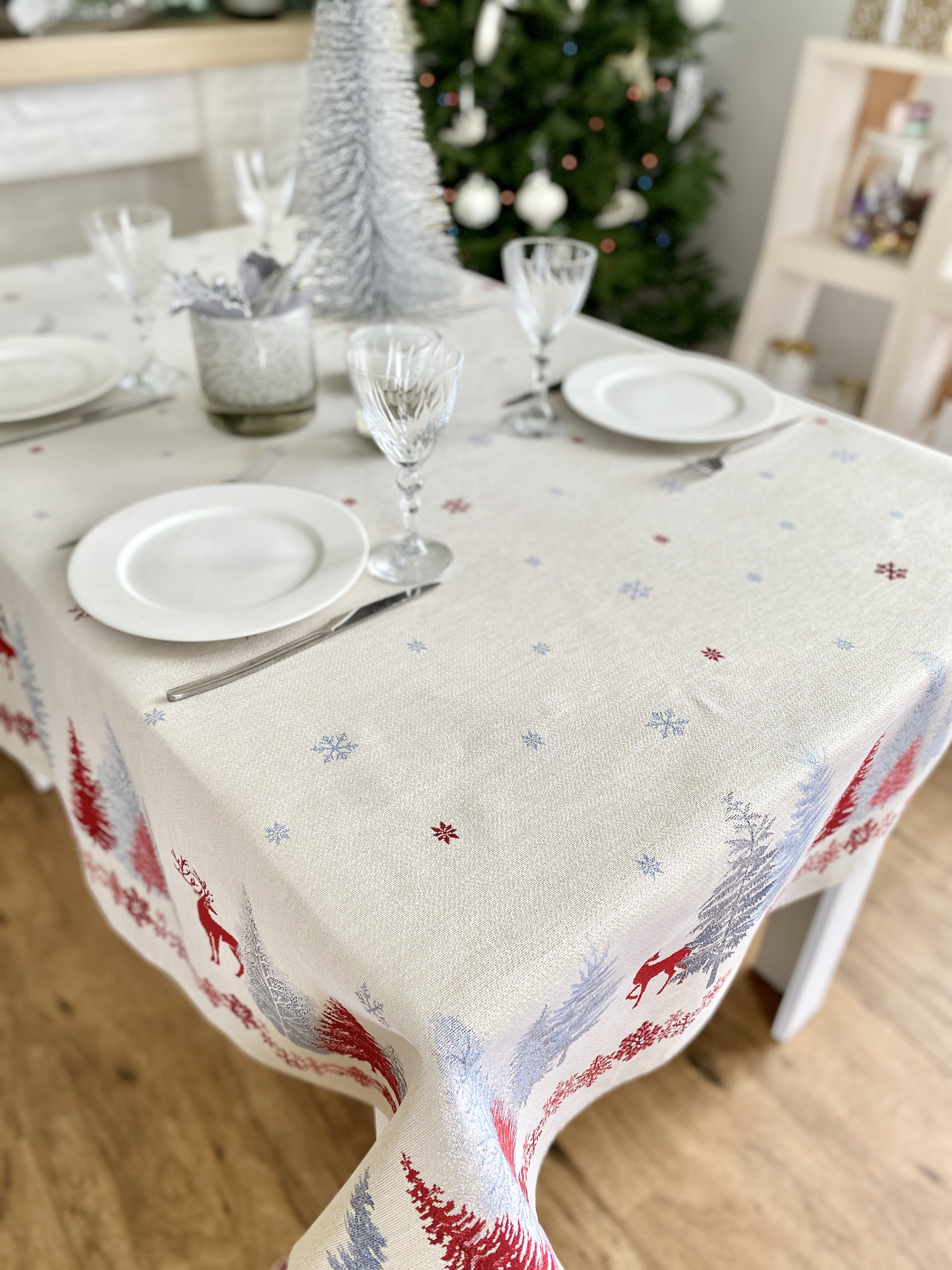 Buy Christmas tapestry Tablecloth "Christmas symphony" with silver thread UK Textil4Family