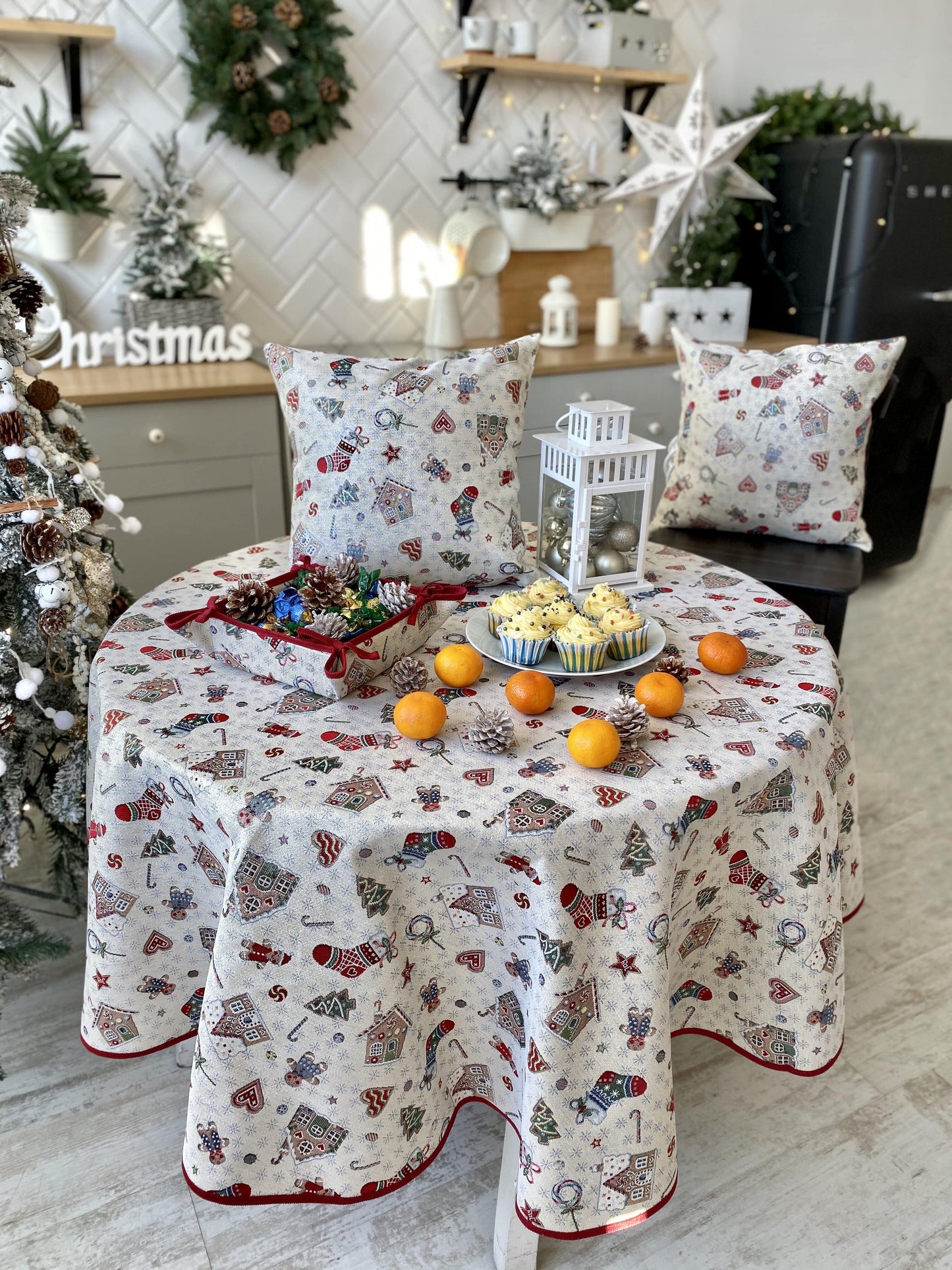 Christmas Round Tapestry Tablecloth "Winter's fun" with silver thread