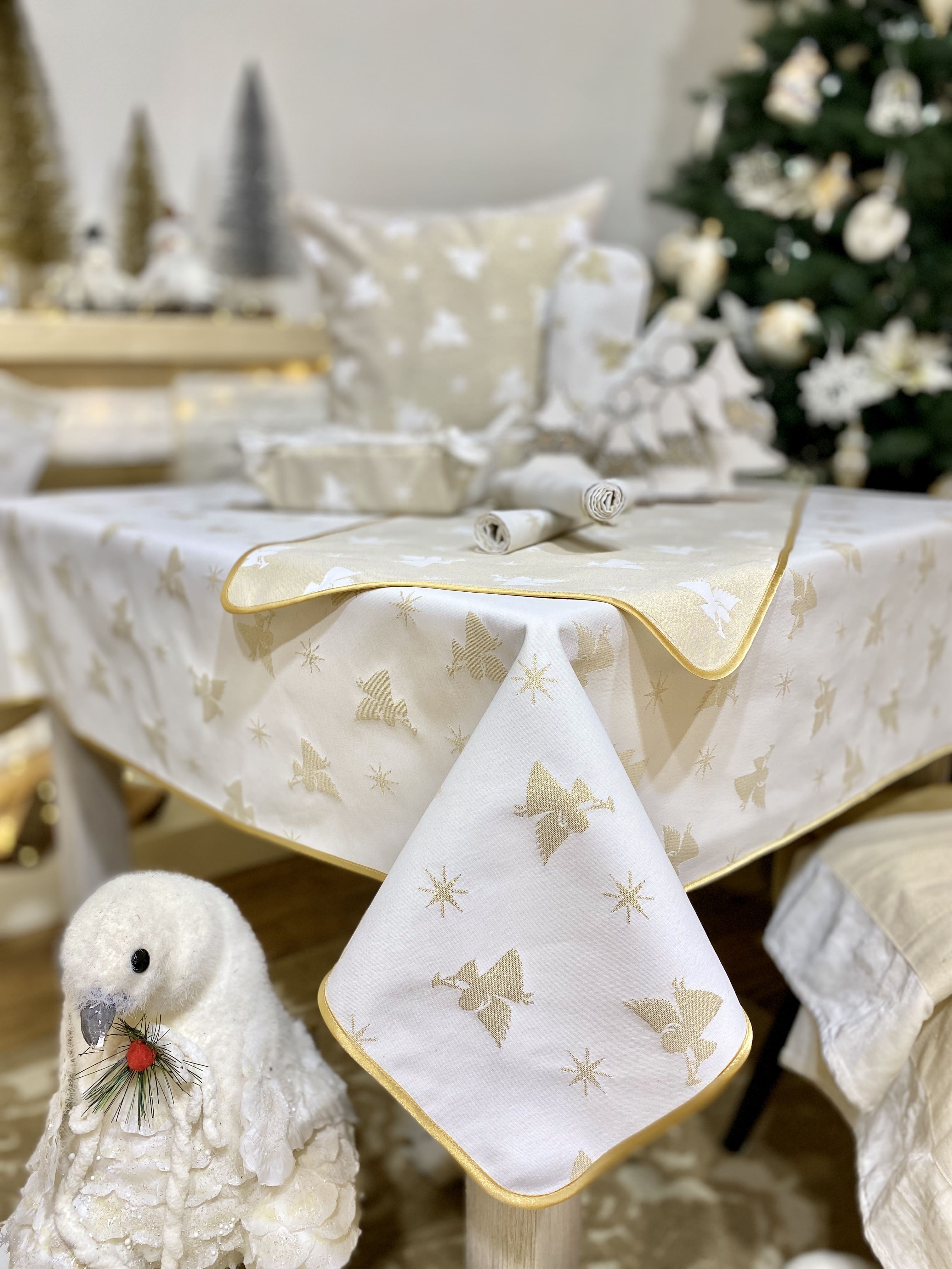 Buy Christmas Tablecloth Double-sided "Good News" (golden lurex) UK Textil4Family
