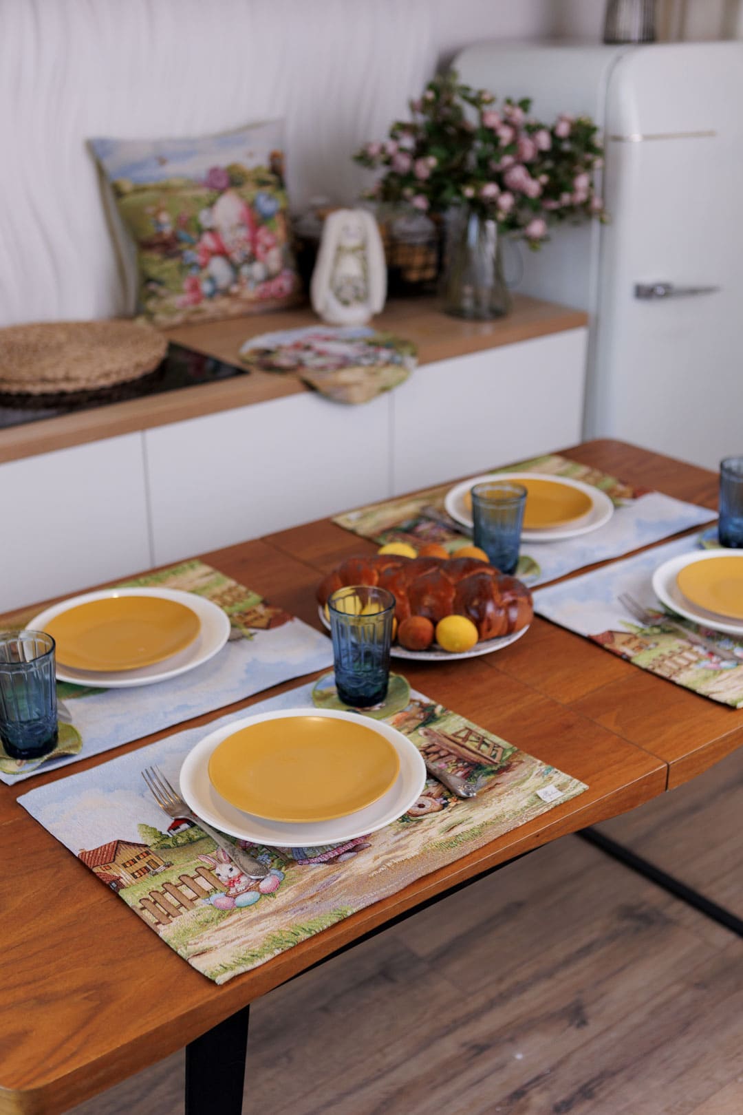 Easter Placemat set «Bunny countryside» - Luxury Tapestry - Textile4Family