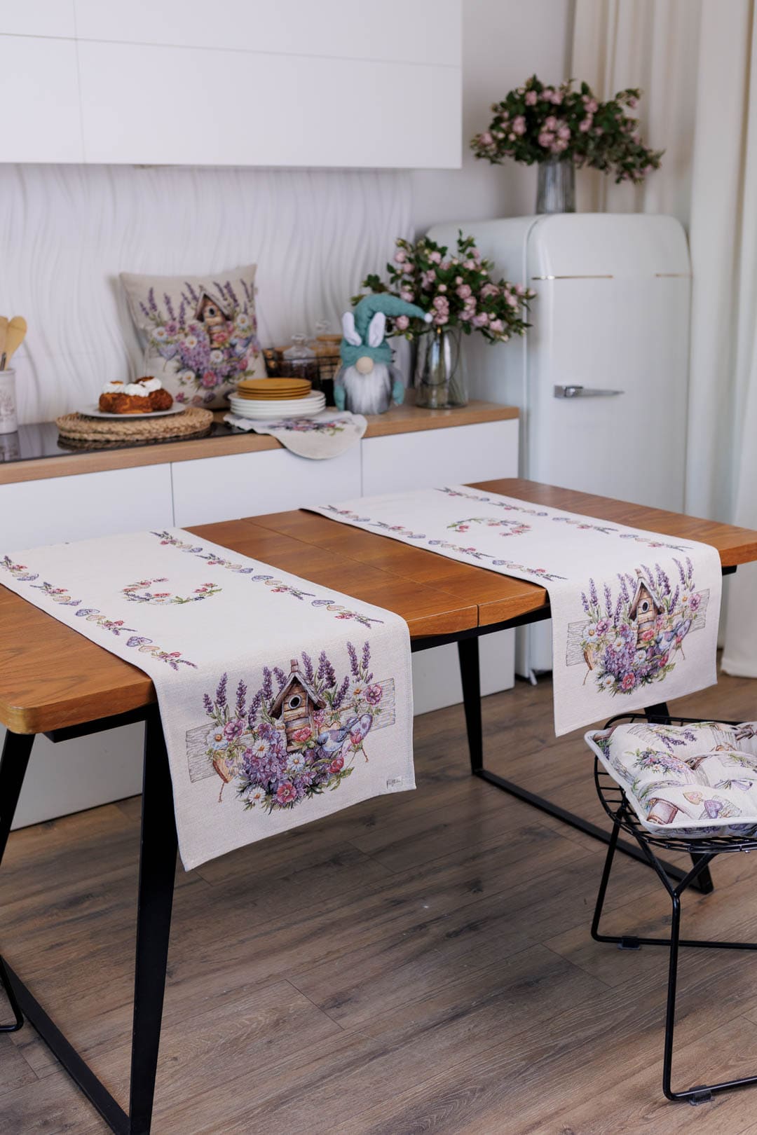 Table Runner «Lavender» - Luxury Tapestry - Textile4Family