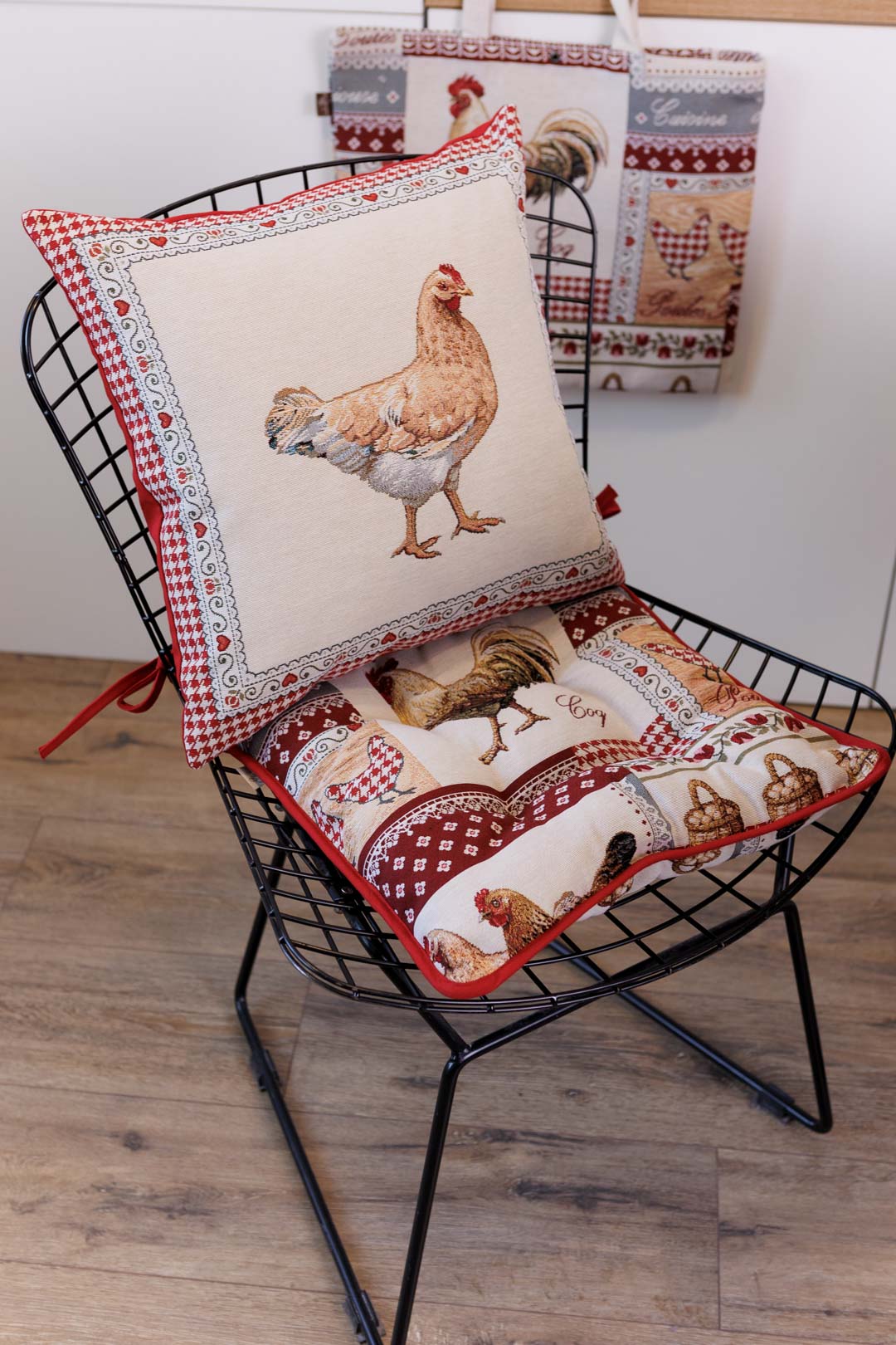 Chair cushion «Rooster/Chicken» - Premium Gobelin - Textile4Family