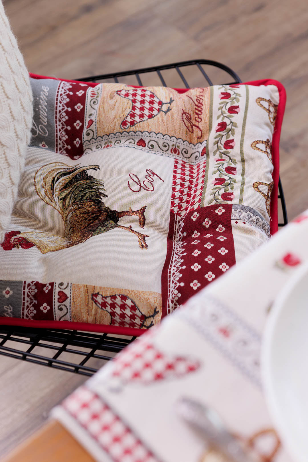 Chair cushion «Rooster/Chicken» - Premium Gobelin - Textile4Family