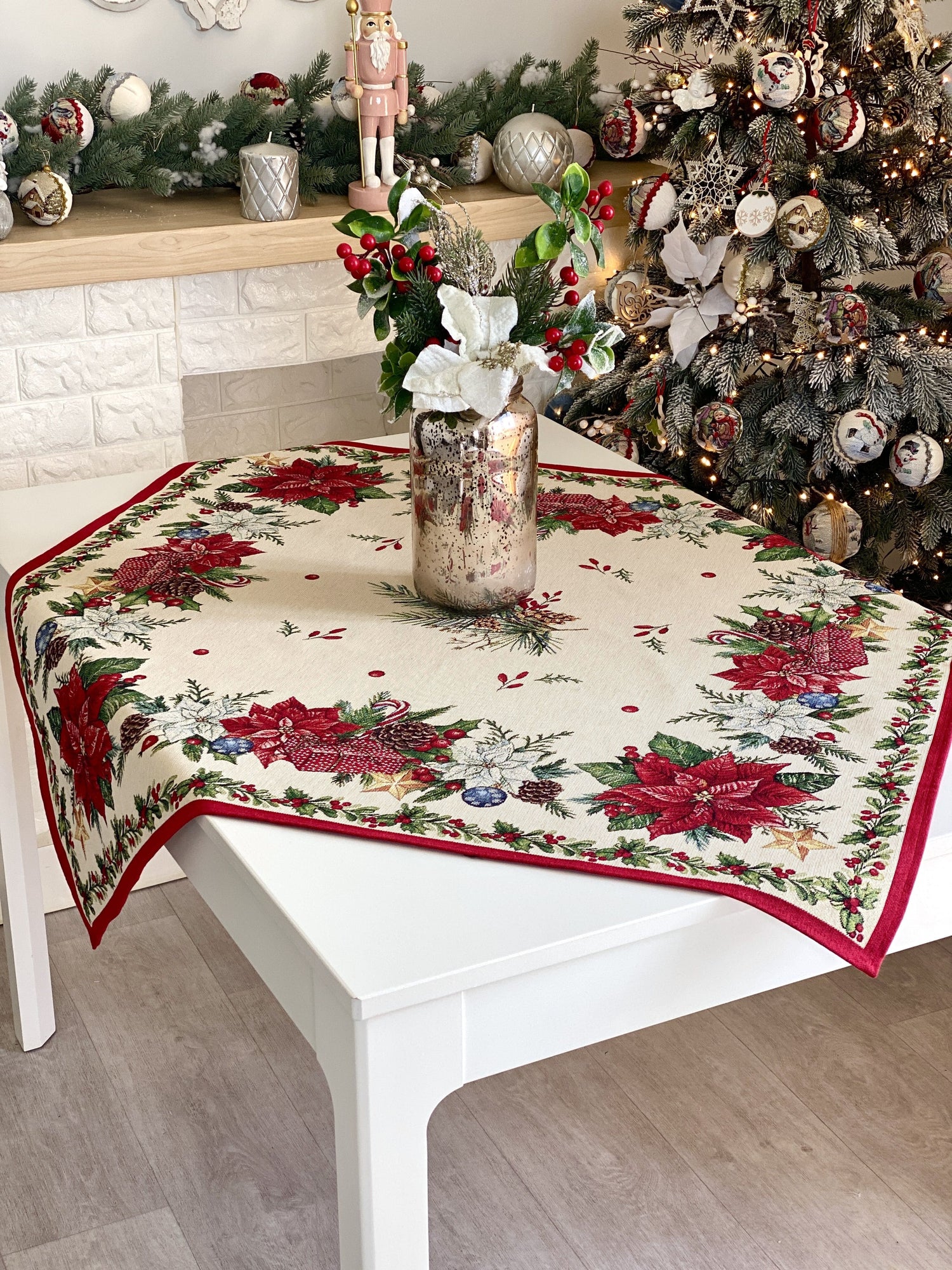 Christmas Tablecloth «Red Poinsettia» with Golden Lurex - Luxury Tapestry - Textile4Family