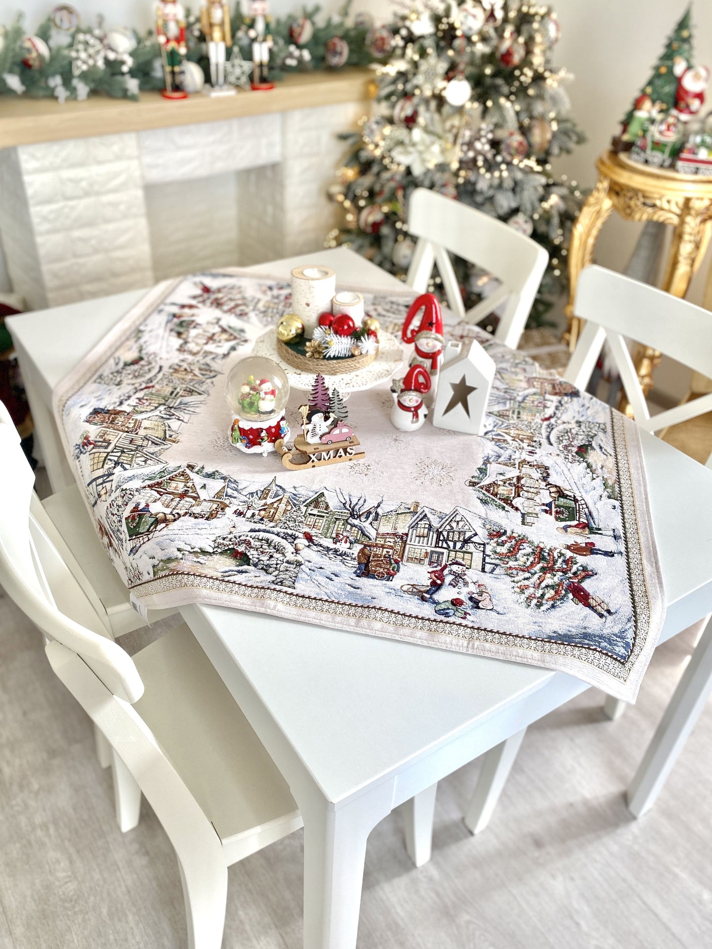 Christmas tapestry tablecloth «Festive mood» With microfibre & silver lurex