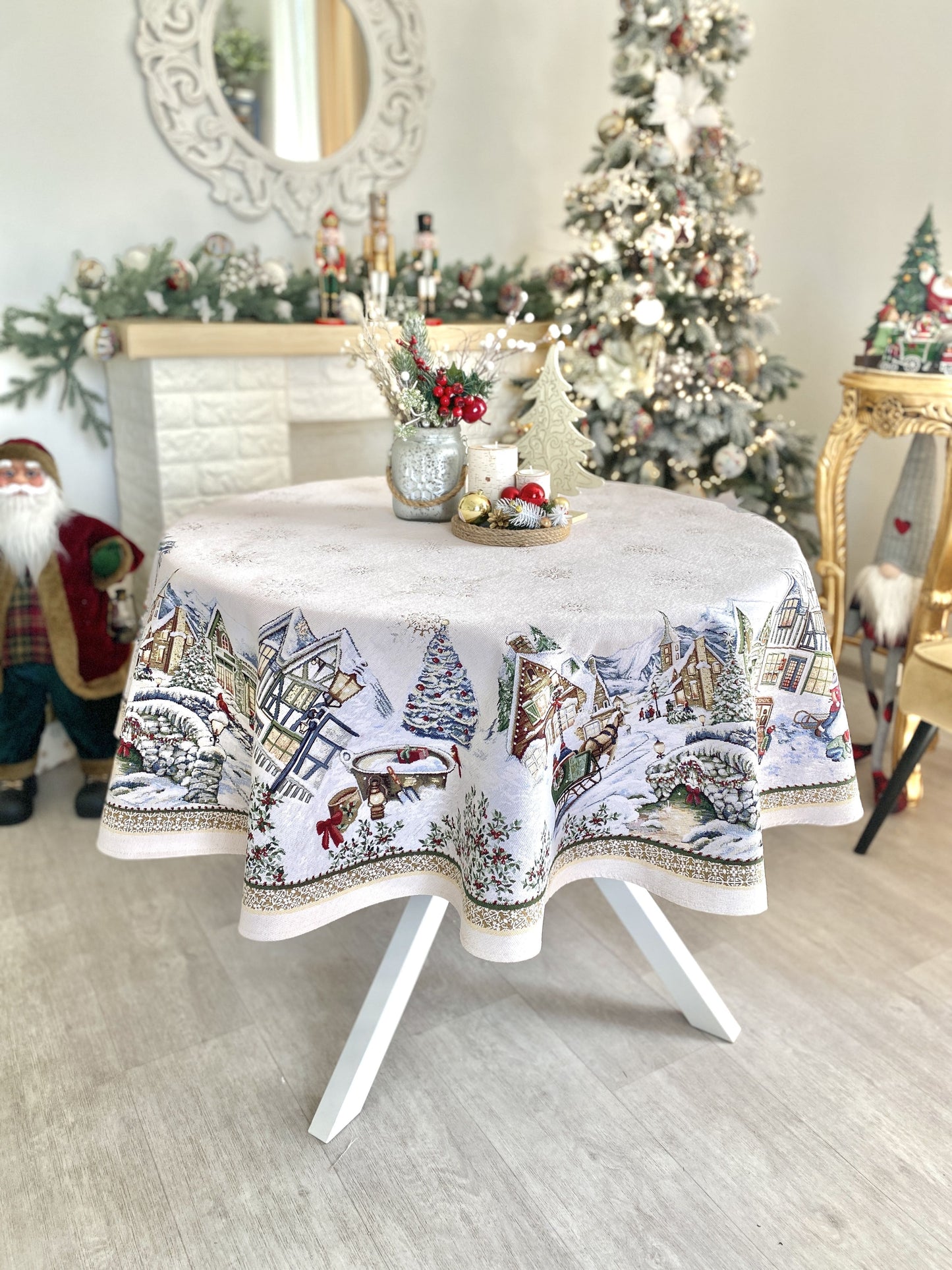 Round Christmas tablecloth «Festive mood» With microfibre & silver lurex