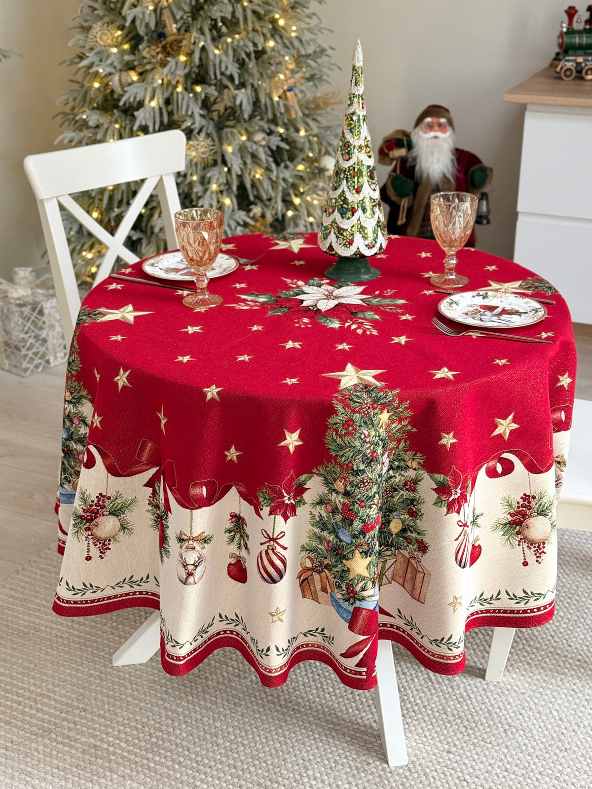 Winter Holiday Round Tablecloth «Red &amp; Gold» with golden thread - High quality tapestry