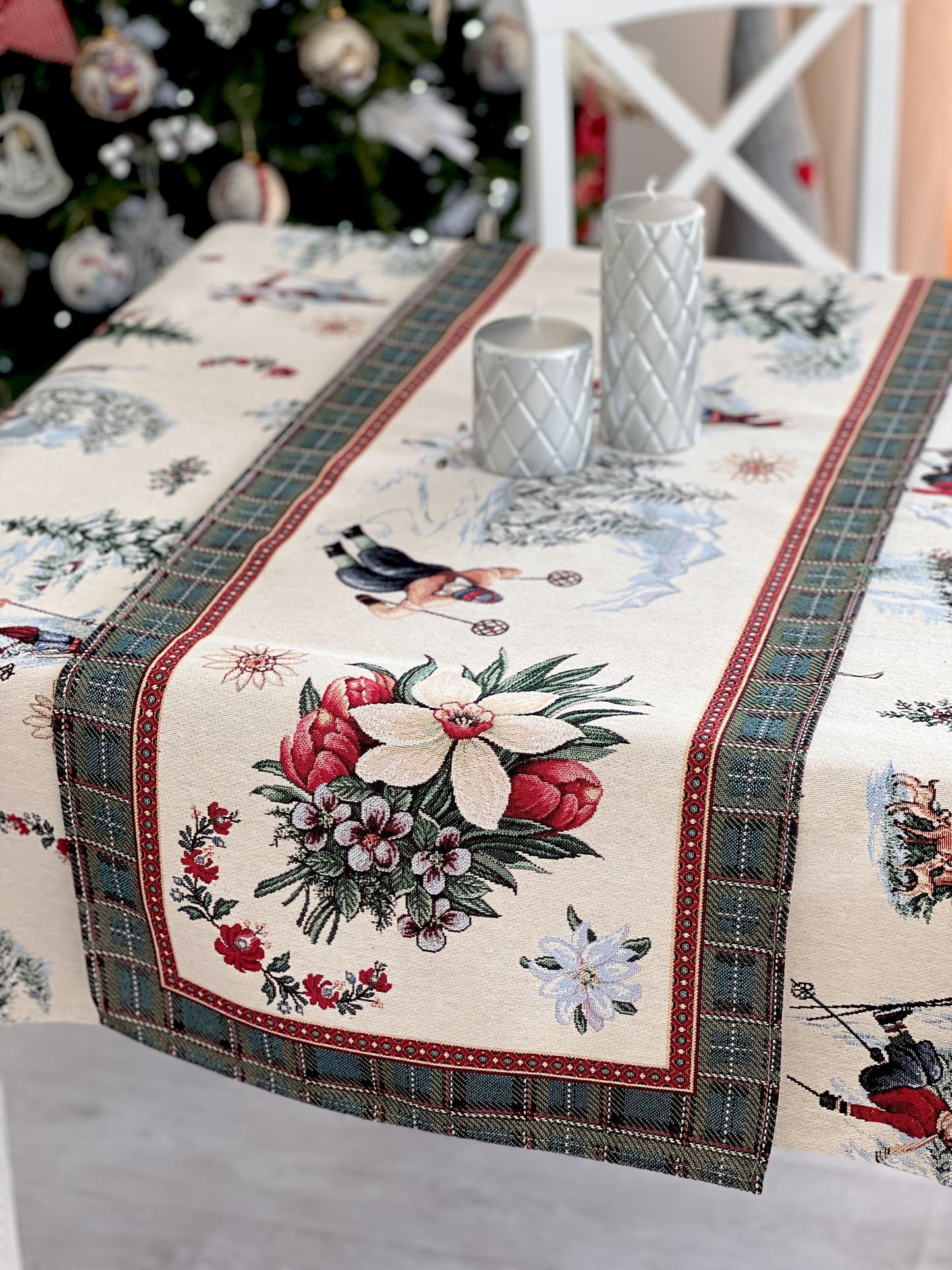 Christmas Tapestry Table runner «Winter fun» without lurex