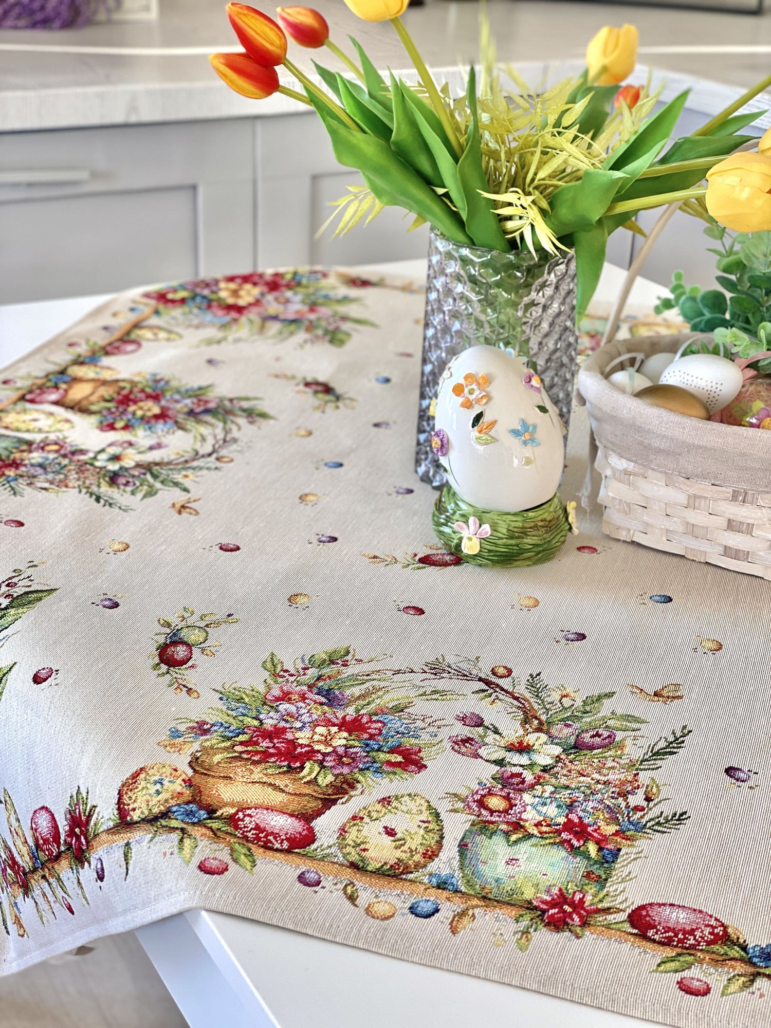 Easter Square tablecloth «Damira» - Premium Tapestry with golden lurex - Textile4Family