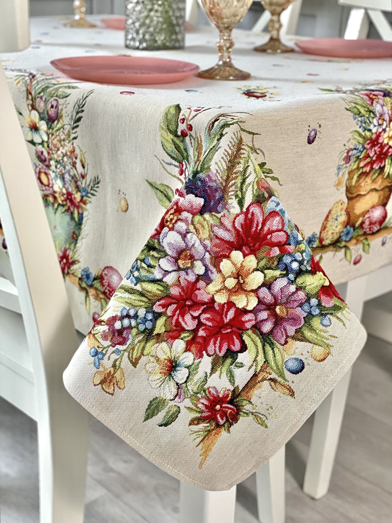 Easter tablecloth «Damira» - Premium Tapestry with golden lurex - Textile4Family