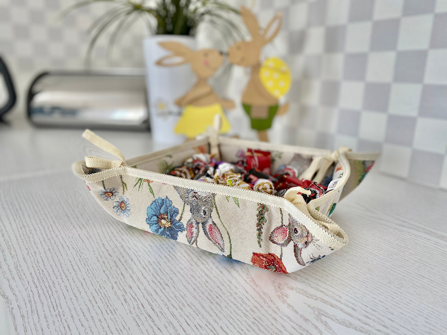 Easter tapestry Bread Basket «Easter glade» Limaso Textile