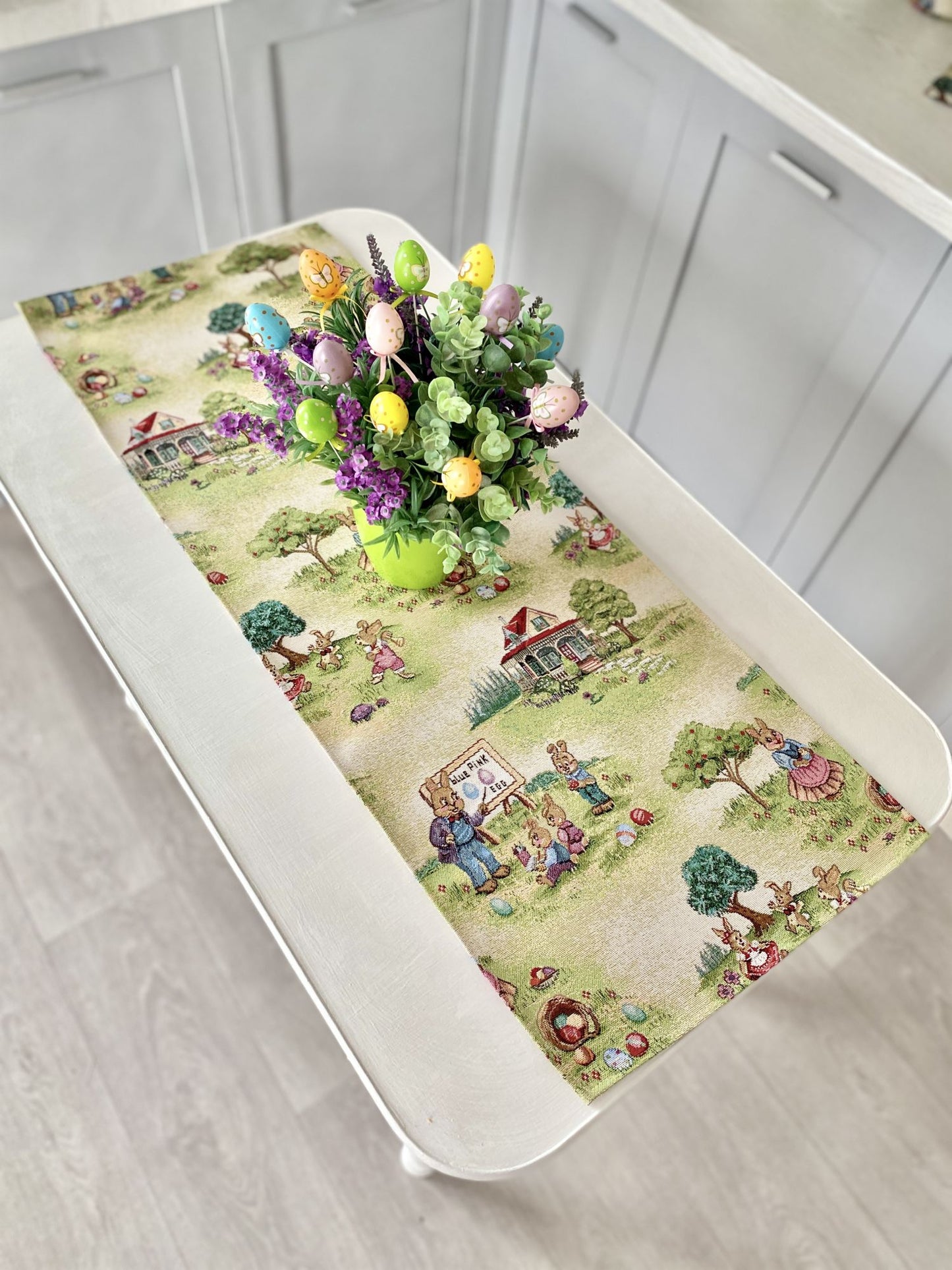 Easter tapestry table runner «Easter fun»