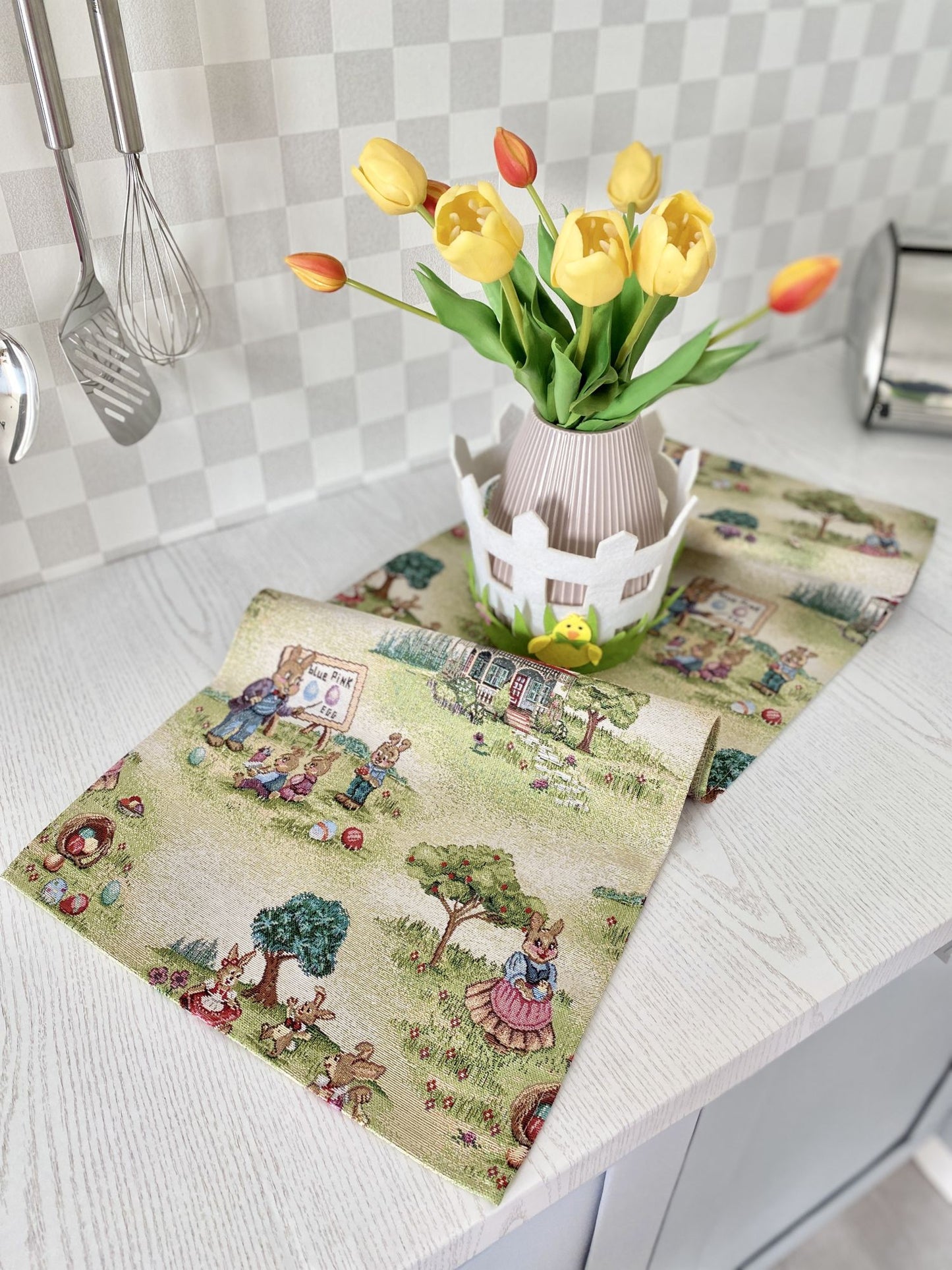 Easter tapestry table runner «Easter fun»