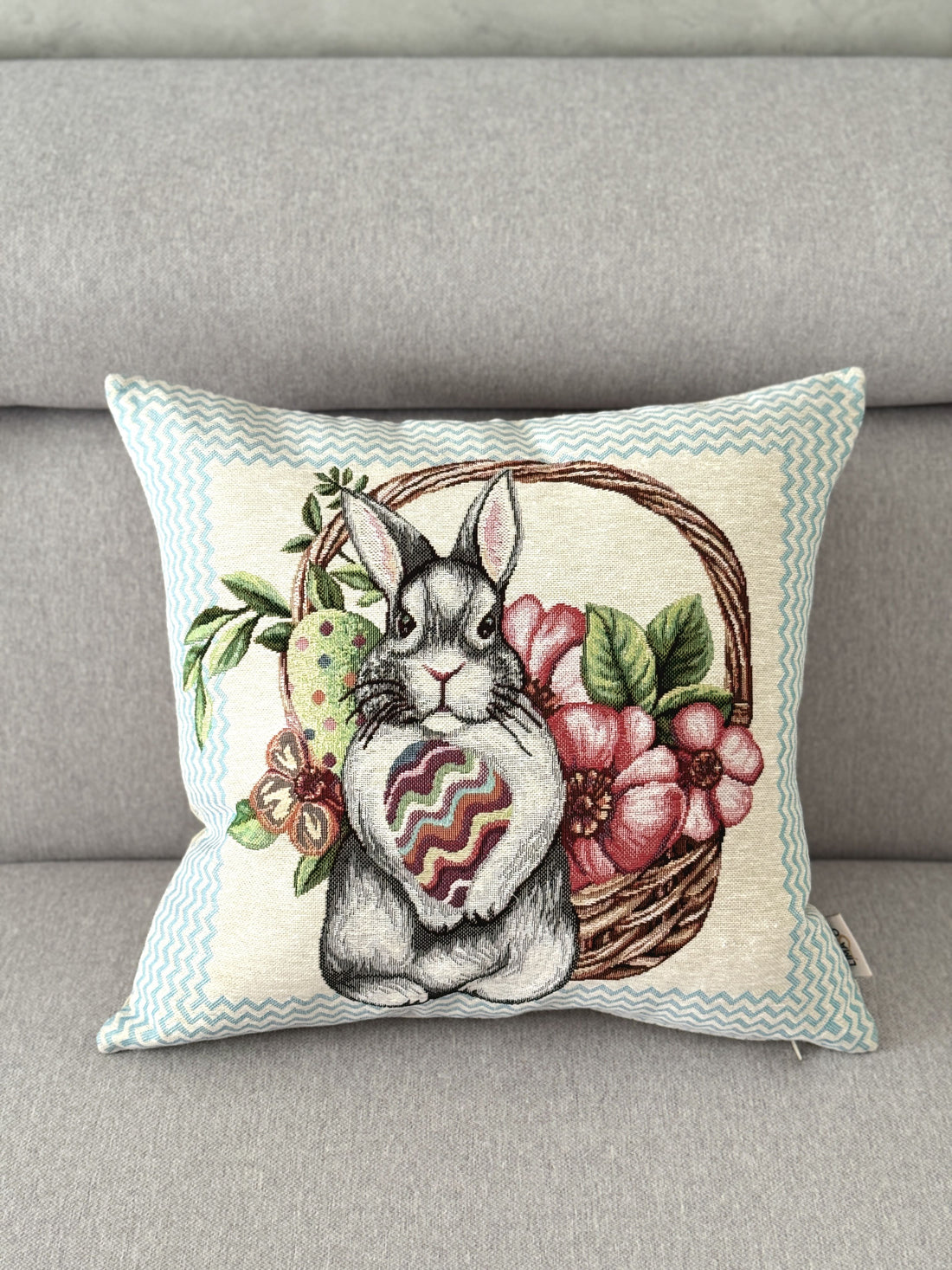 Easter tapestry cushion cover «Easter Fly»