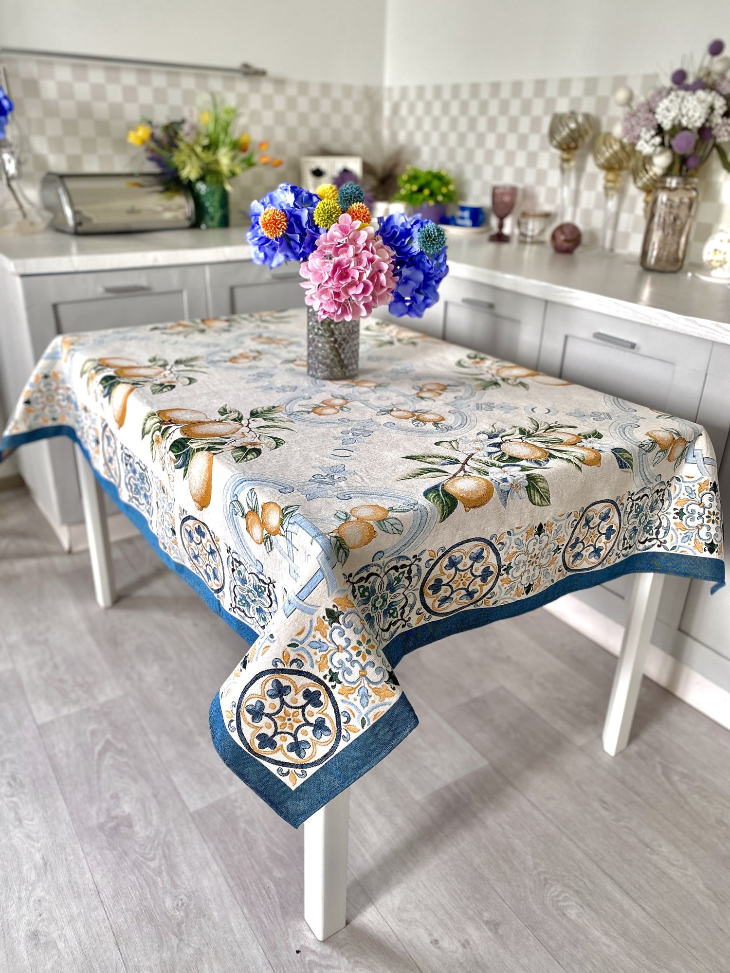 Tapestry tablecloth "Lemon Majolica" with microfibre - Textile4Family