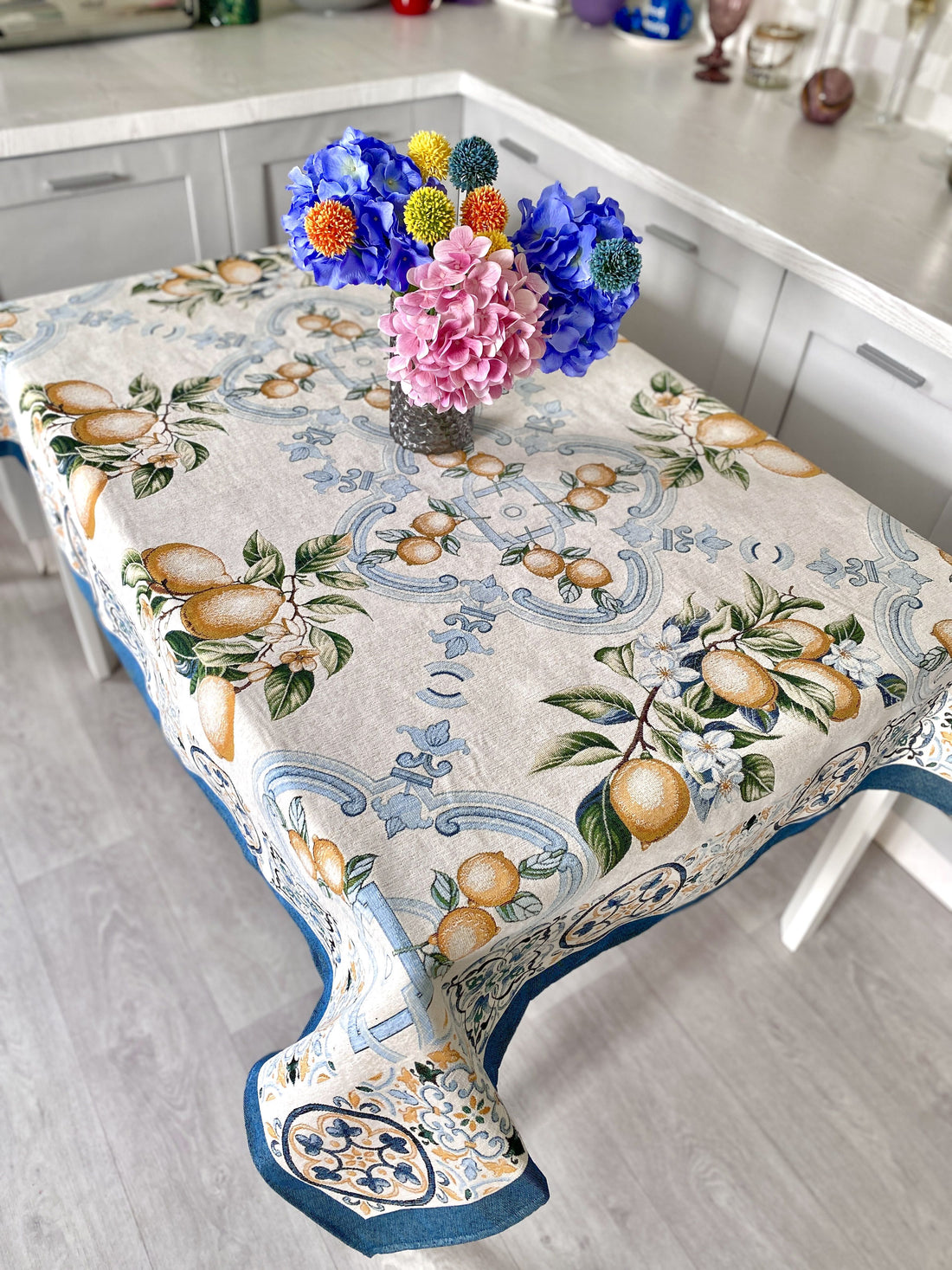Tapestry tablecloth "Lemon Majolica" with microfibre - Textile4Family