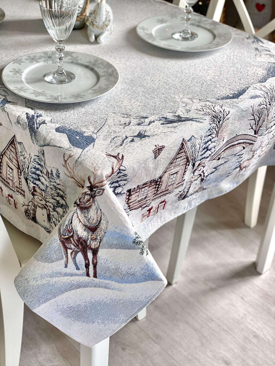 Christmas Tablecloth «Snowy Cabin Charm» with Microfibre - Premium Gobelin - Textile4Family