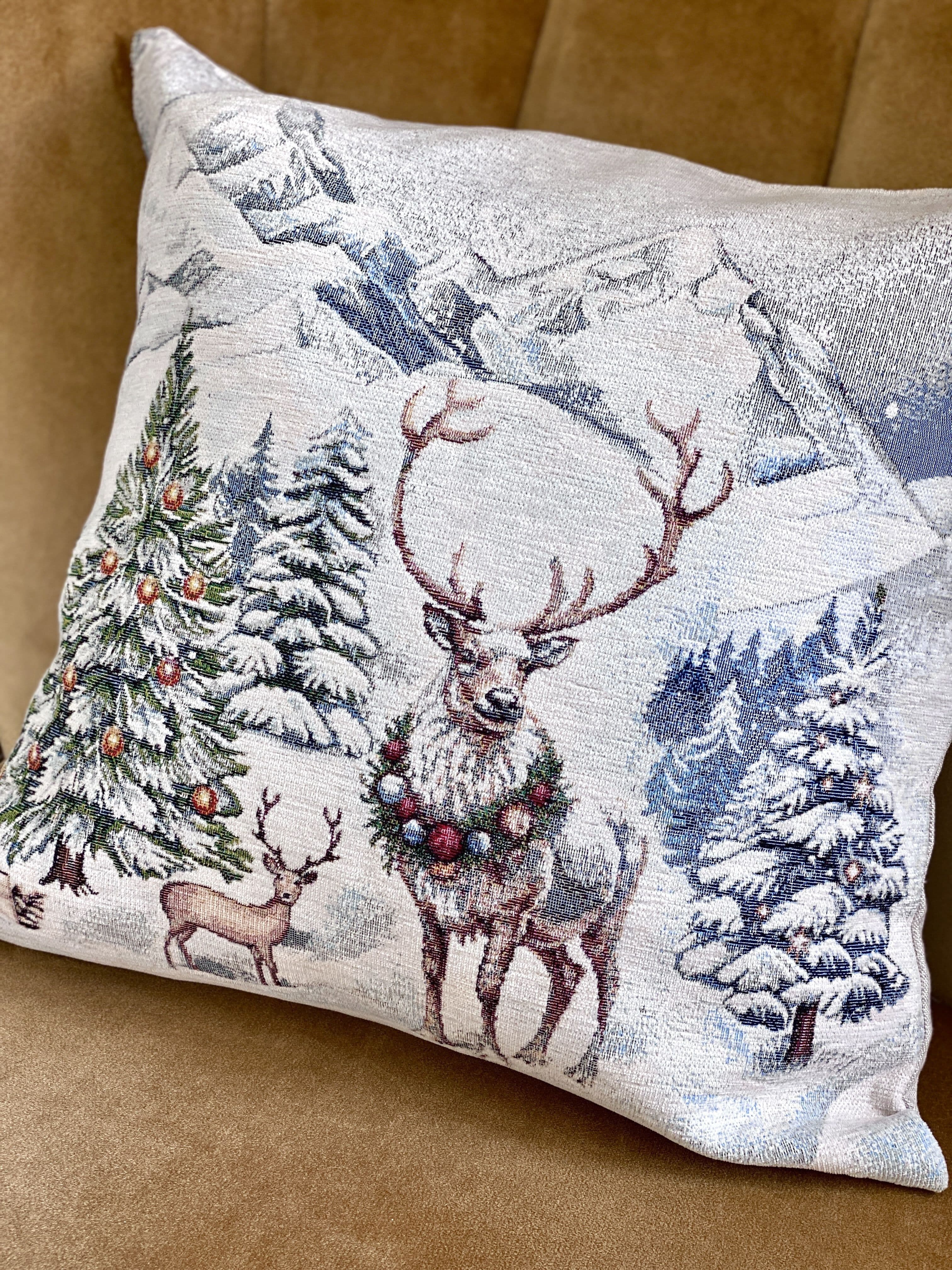 Christmas Pillow cover  «Snowy Cabin Charm» with Microfibre - Premium Gobelin - Textile4Family