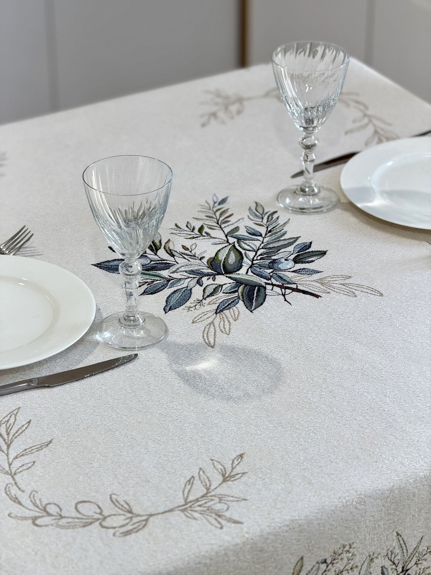 Rectangular tablecloth «Olive» - Premium Tapestry with Microfibre - Textile4Family