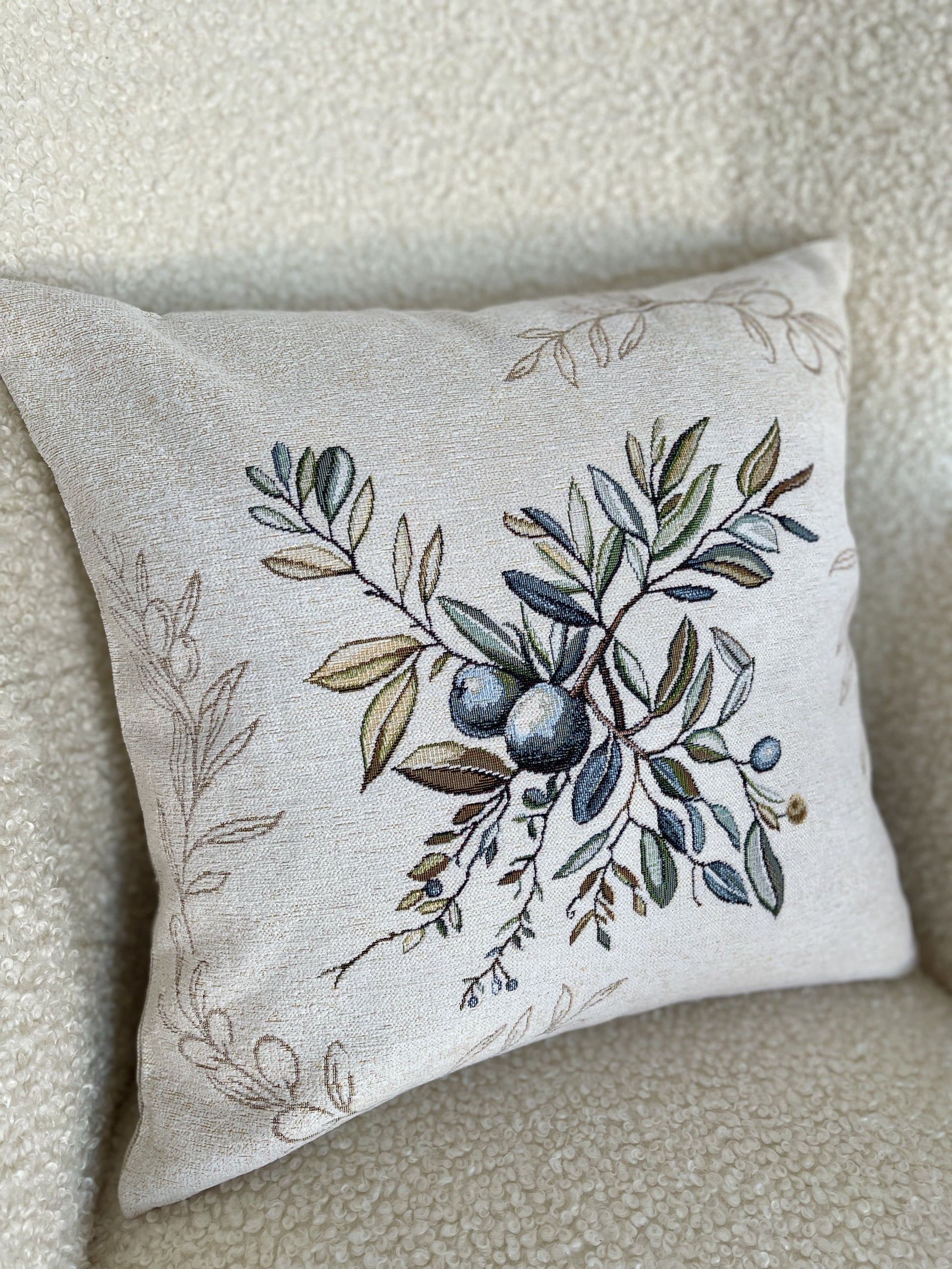Cushion cover «Olive -1» - Premium Tapestry with Microfibre - Textile4Family