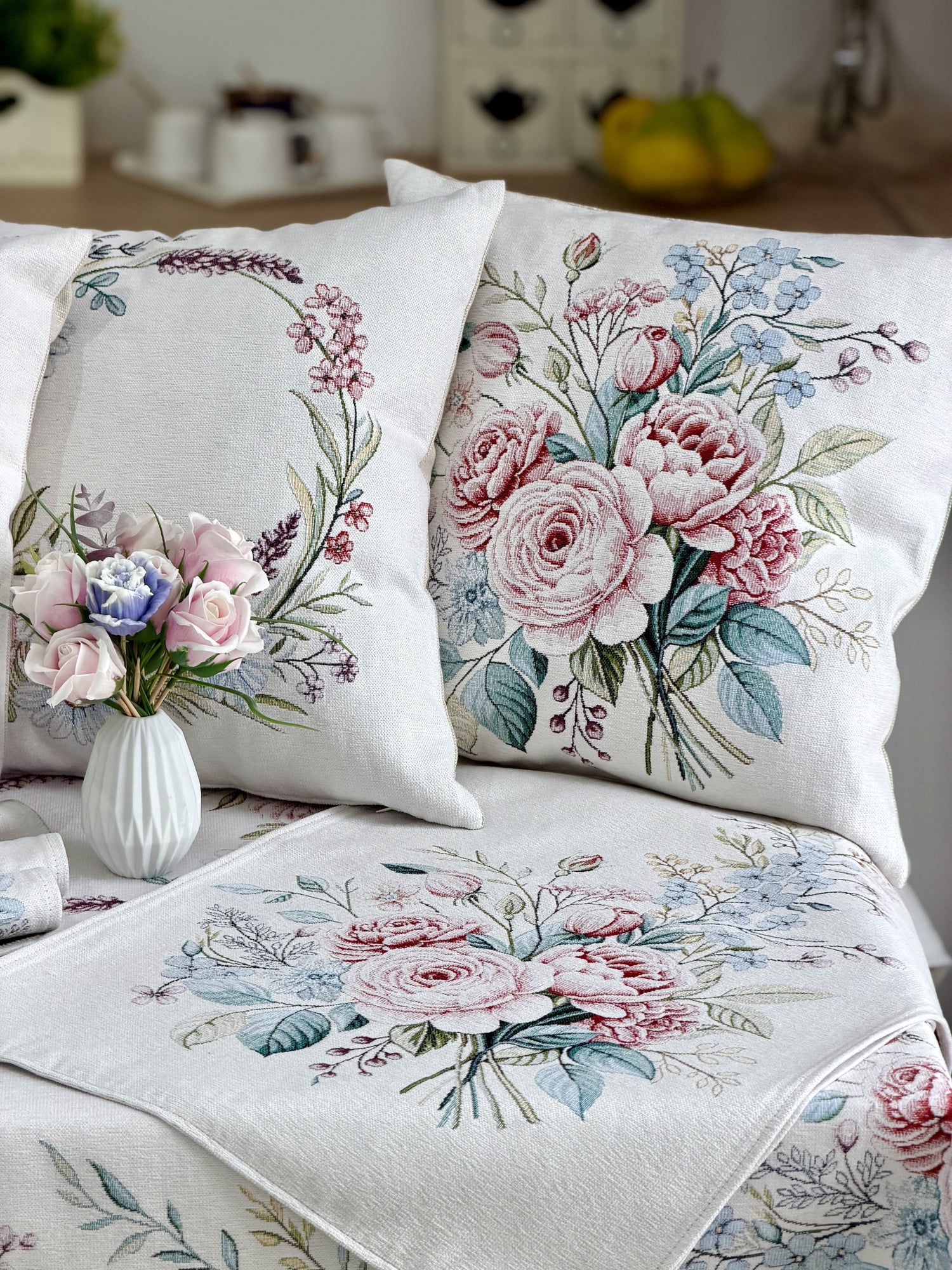 Cushion cover «Rose -2» - Premium Tapestry with Microfibre - Textile4Family