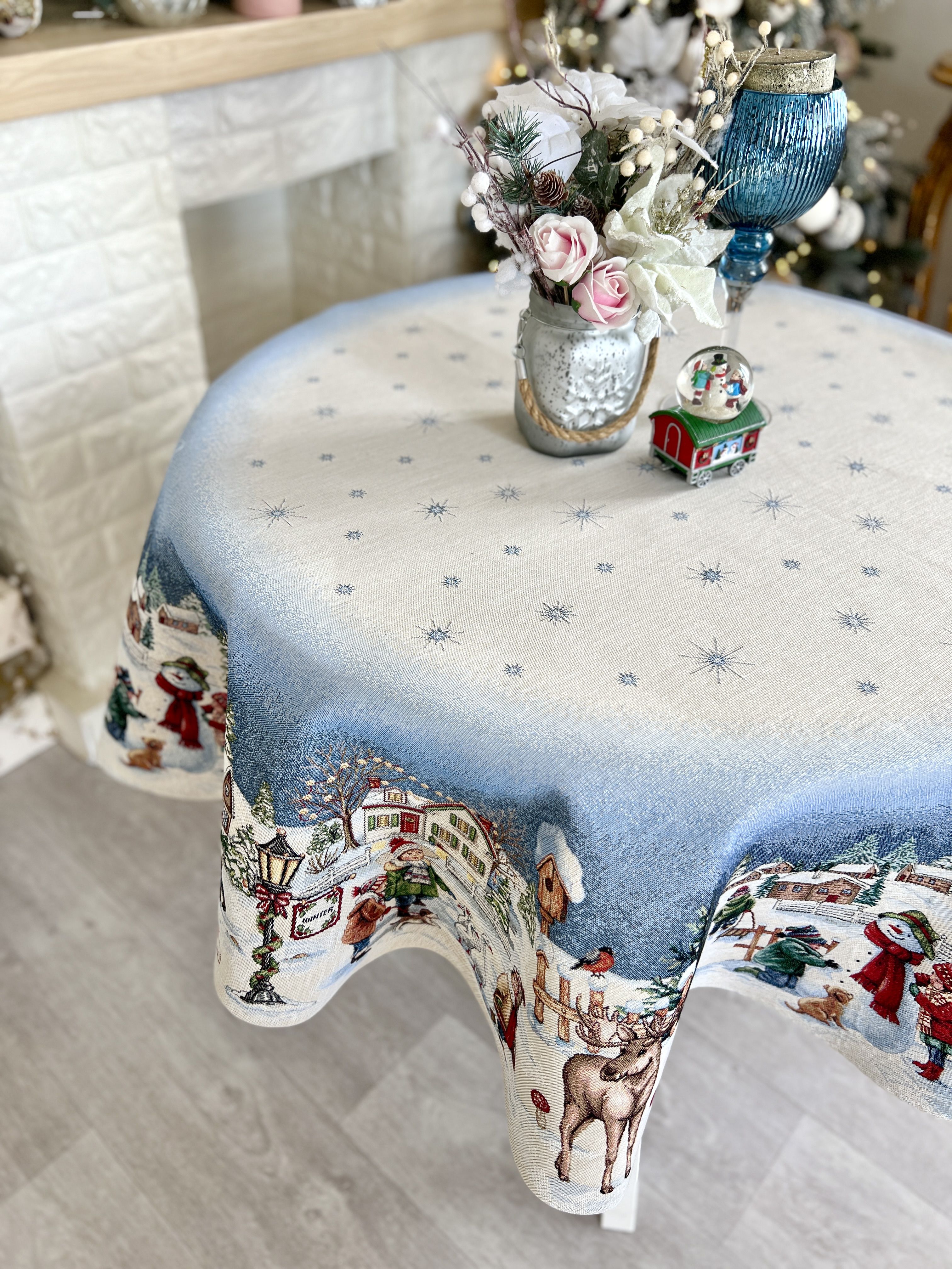 Christmas Round Tablecloth «Magic of Christmas» with Silver Lurex - Premium Gobelin - Textile4Family