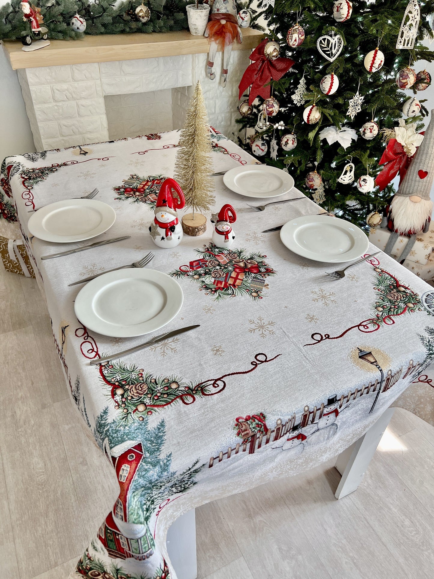 Christmas tapestry tablecloth «HOME» With microfibre & silver lurex