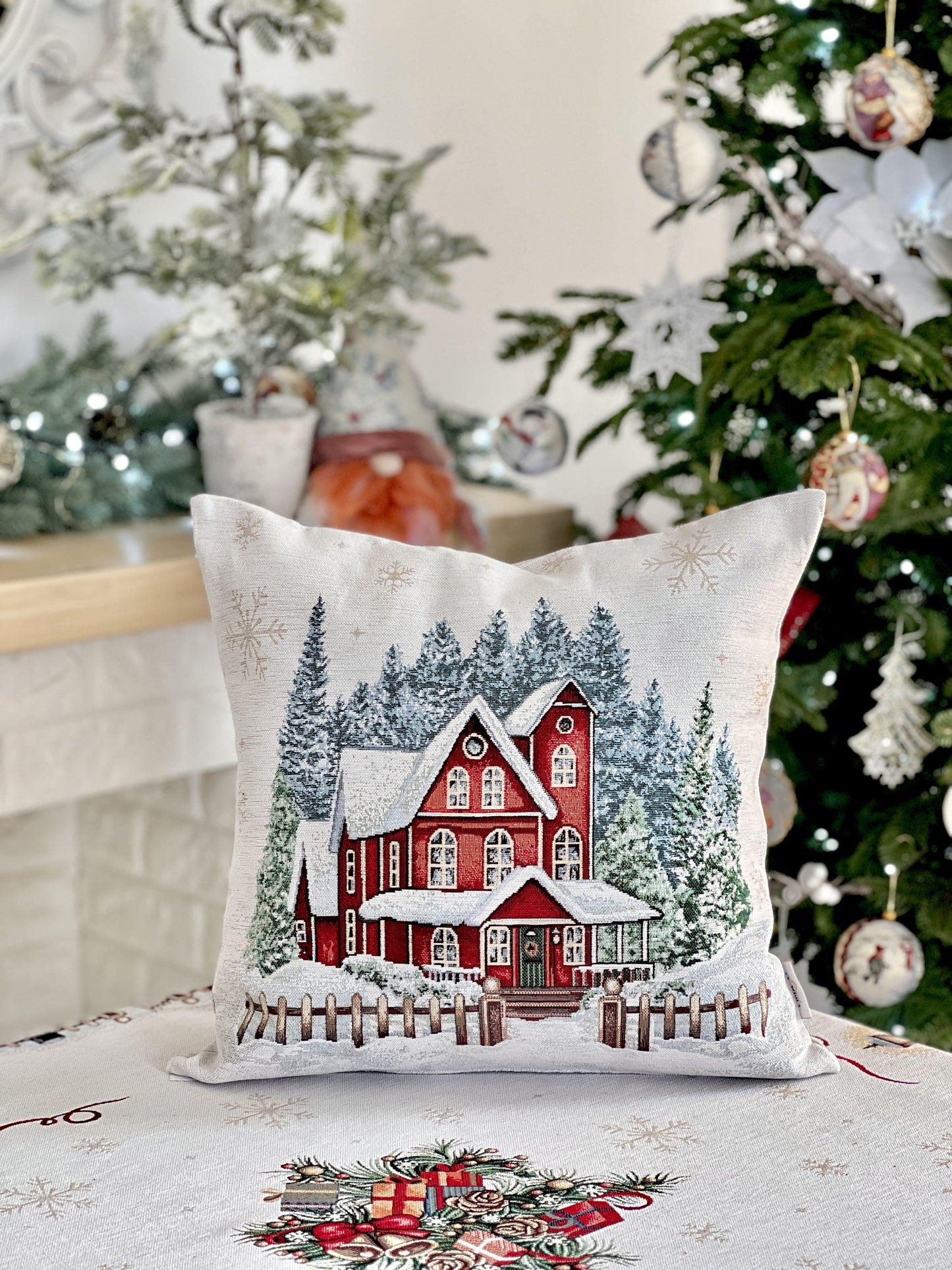 Christmas tapestry cushion cover «HOME» With microfibre & silver lurex