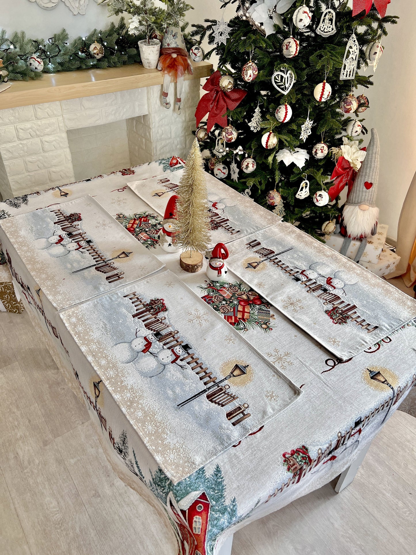 Winter Holiday Placemat «HOME» With microfibre & silver lurex