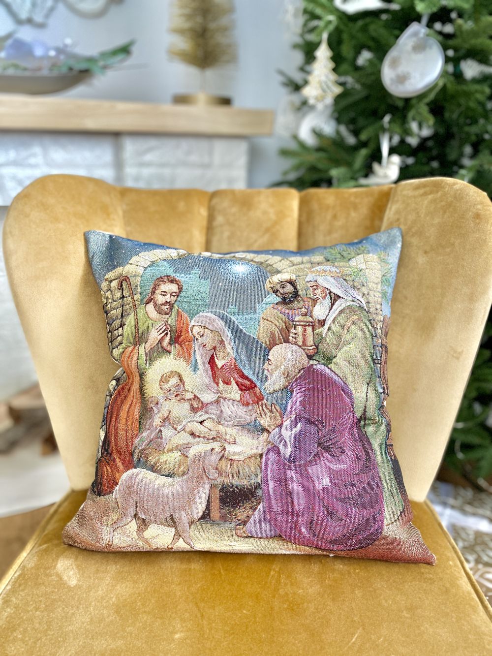 Winter Holiday tapestry cushion cover «Nativity scene» with golden thread