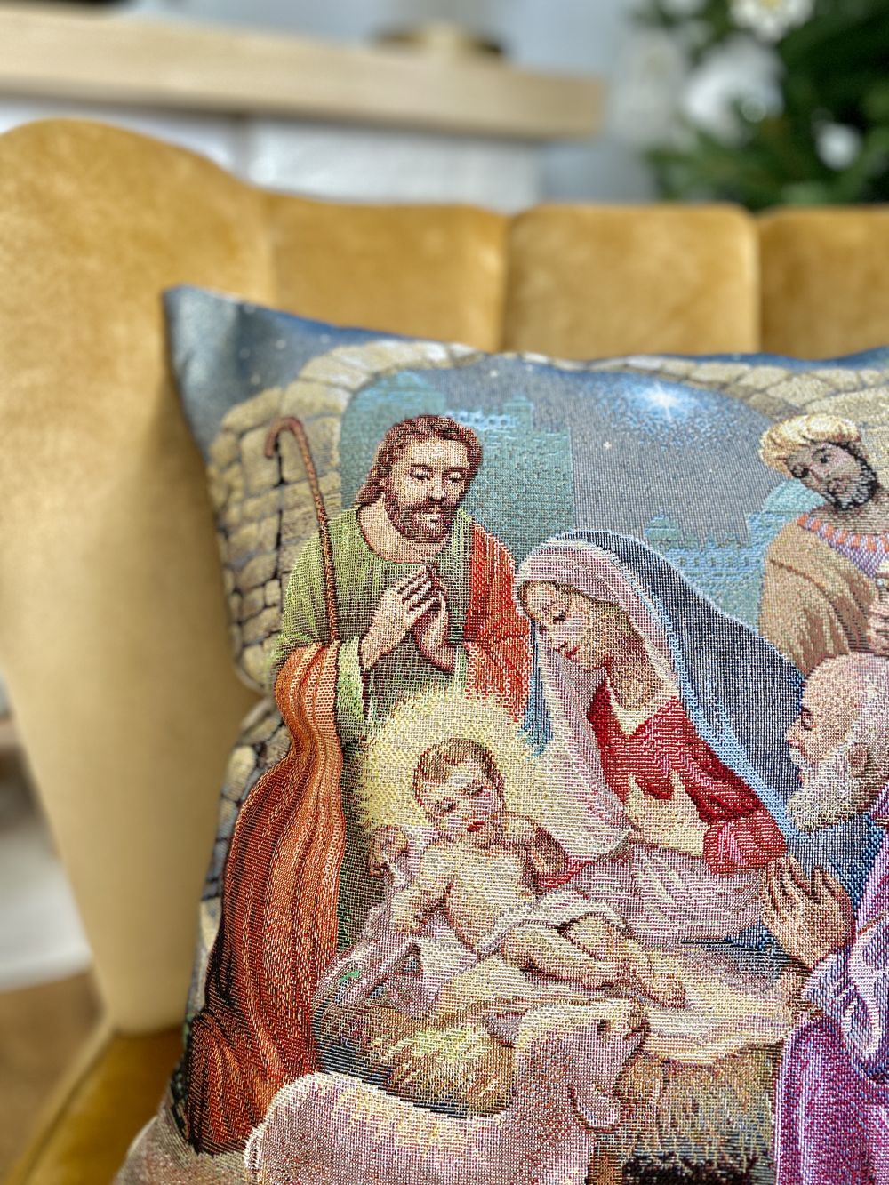 Winter Holiday tapestry cushion cover «Nativity scene» with golden thread