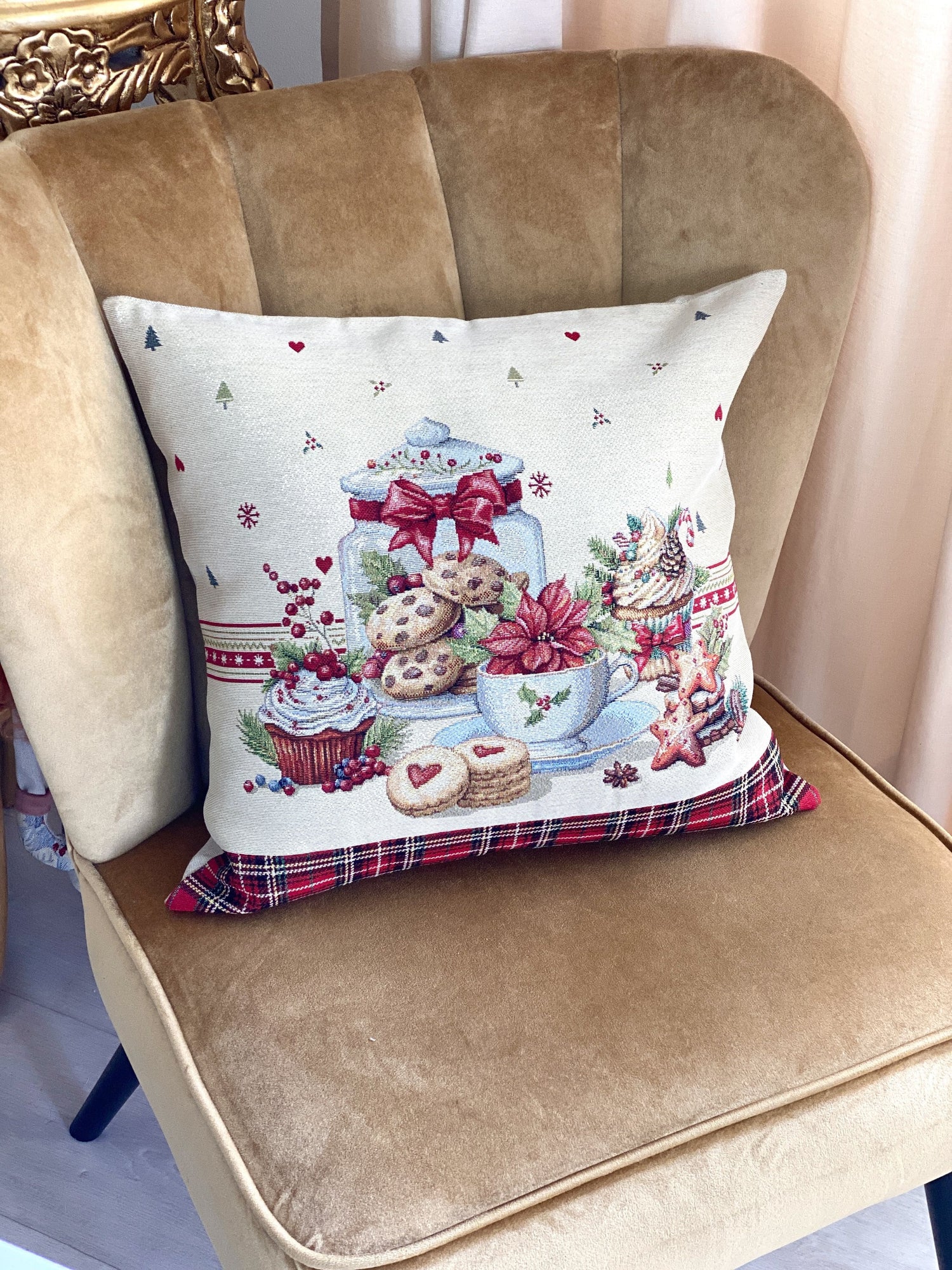 Christmas Cushion cover «Sweet Dreams» with Golden Lurex - Premium Gobelin - Textile4Family
