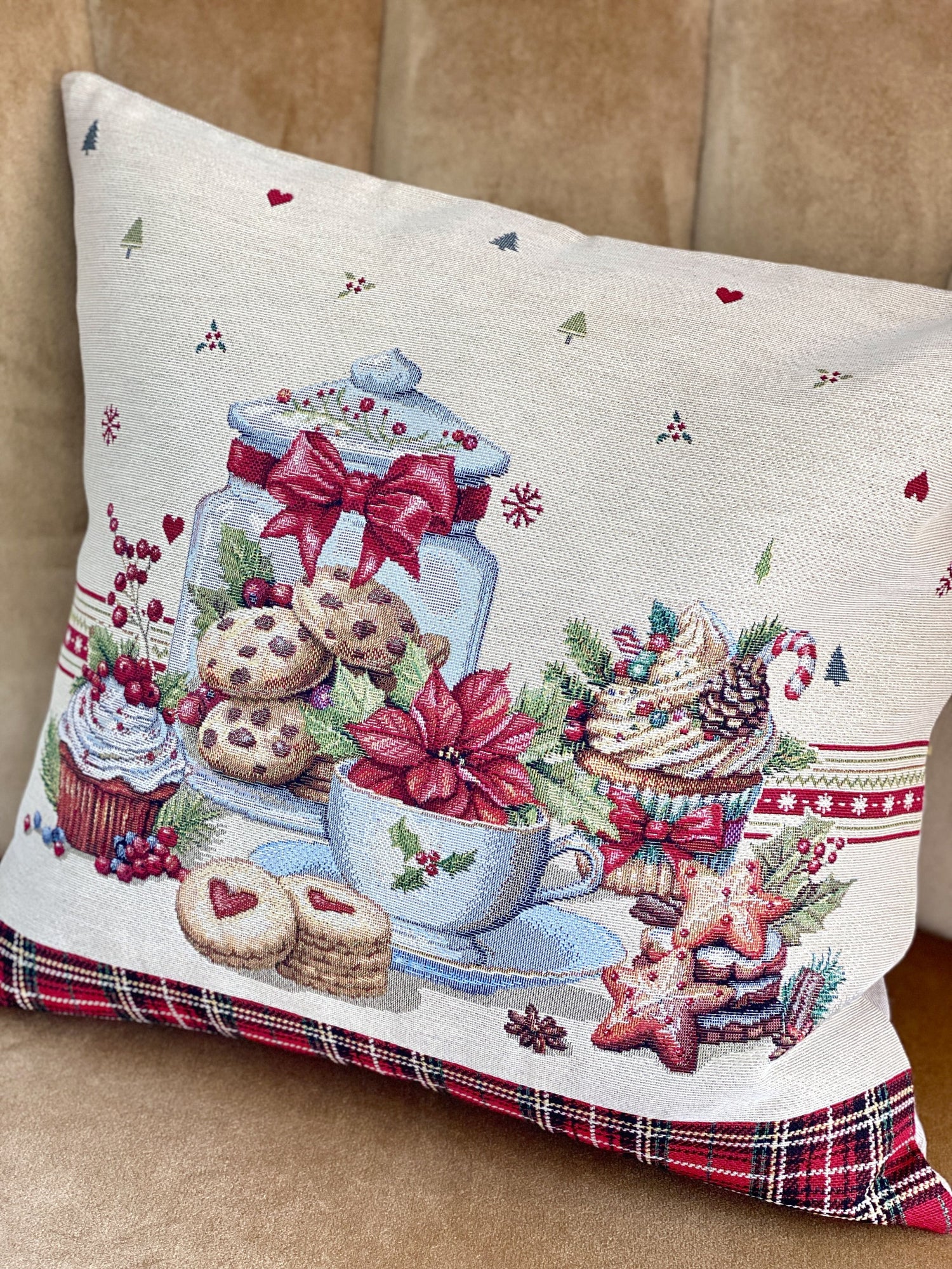 Christmas Cushion cover «Sweet Dreams» with Golden Lurex - Premium Gobelin - Textile4Family
