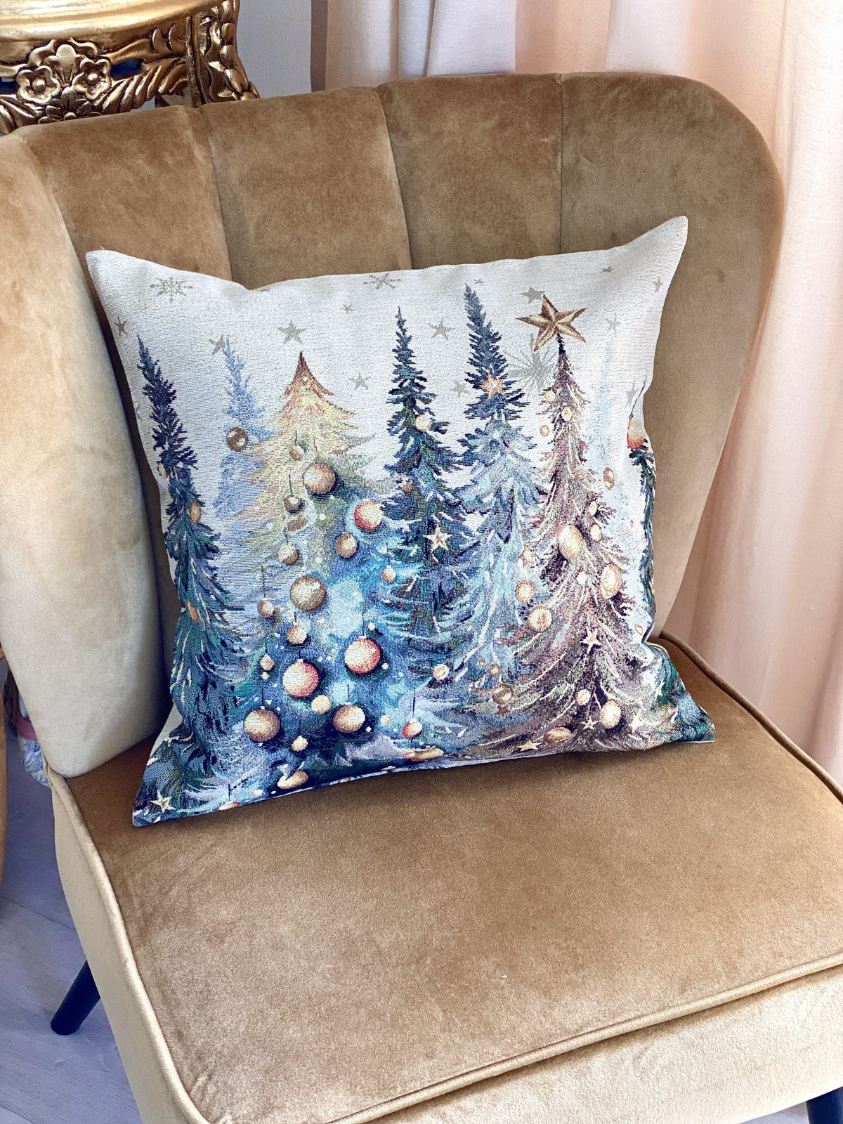 Christmas Cushion cover «Evergreen Magic» with Golden Lurex - Luxury Tapestry Limaso