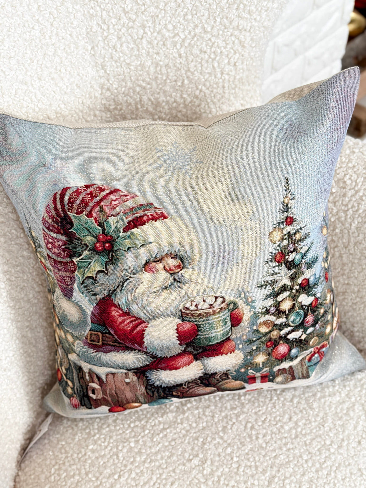 Pillow cover «Scarlet Wishes» with golden thread - High quality tapestry