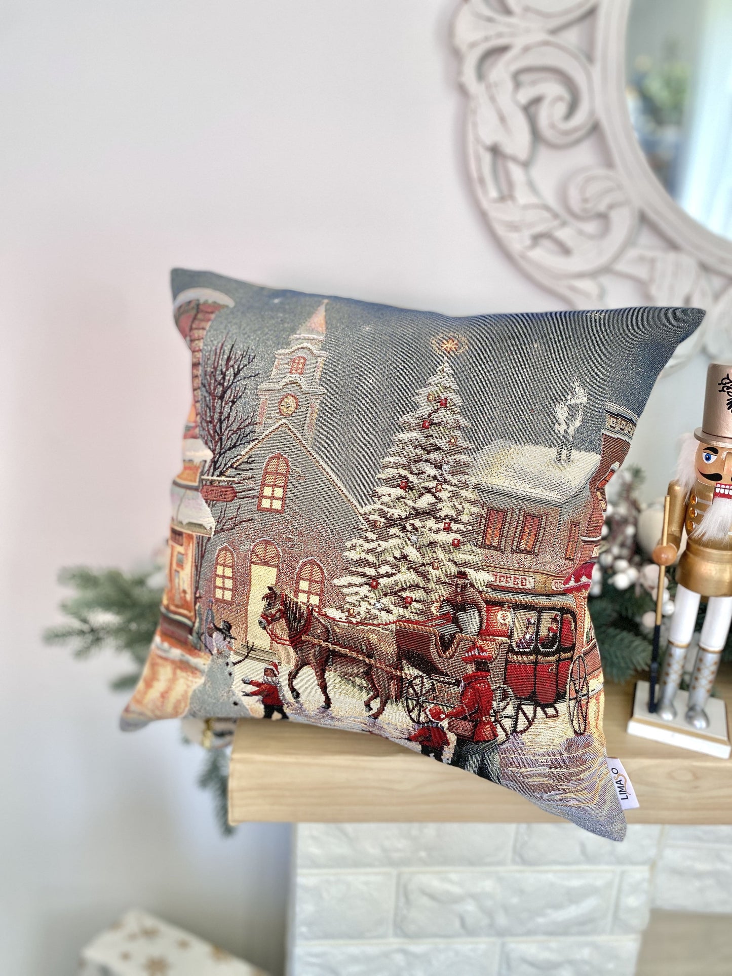 Christmas tapestry cushion cover «Holiday city» with silver thread