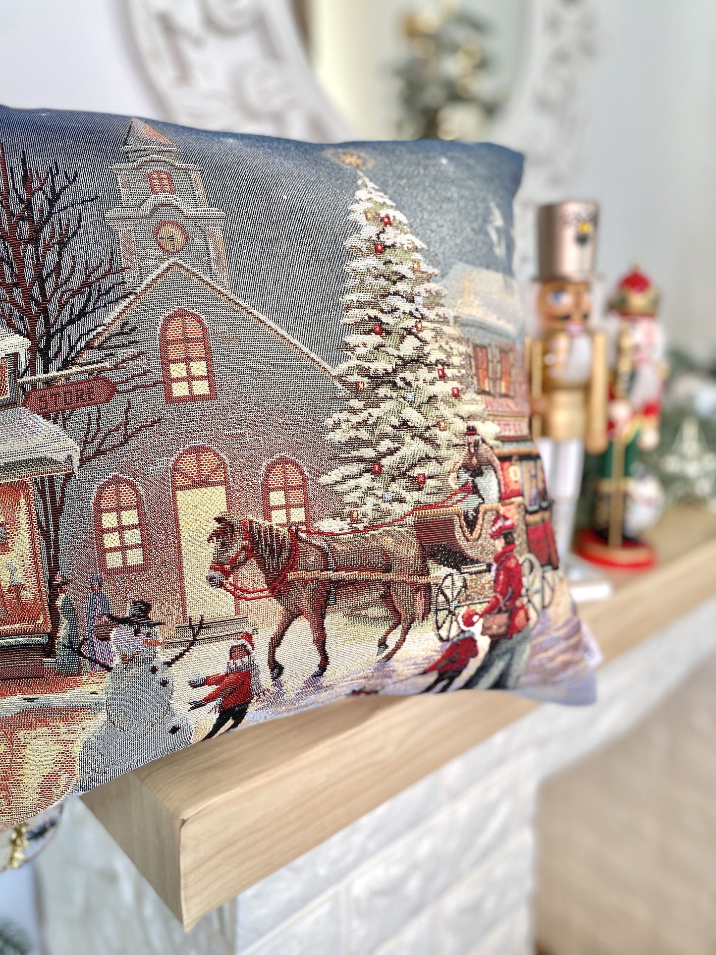 Christmas tapestry cushion cover «Holiday city» with silver thread