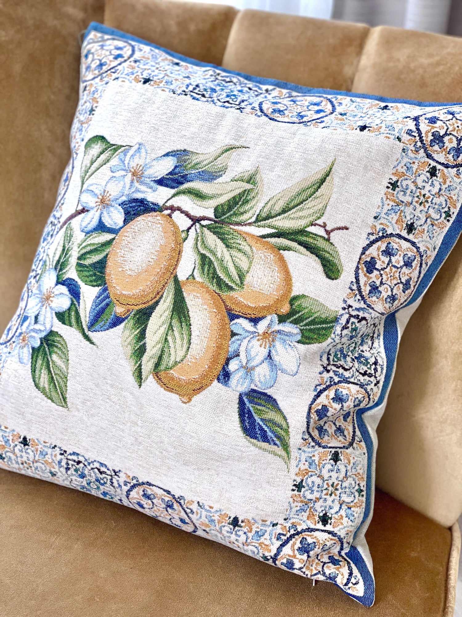 Tapestry cushion cover "Lemon Majolica-3" with microfibre - Textile4Family