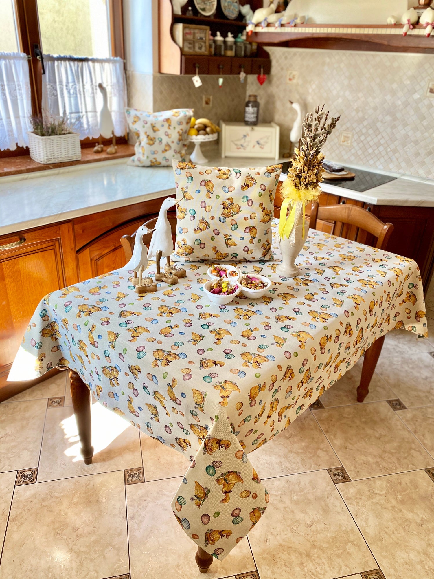 Easter tapestry tablecloth «Easter Ducks» Limaso Textile
