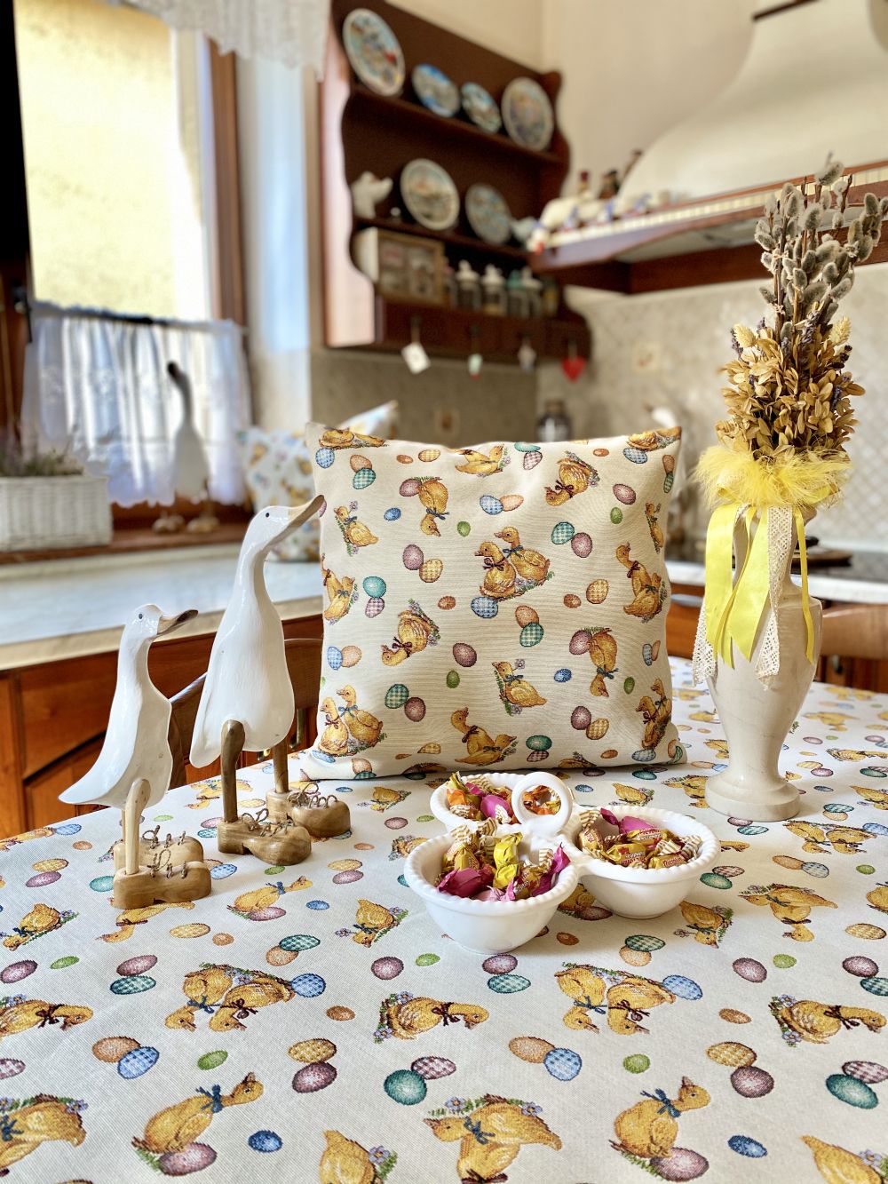 Easter tapestry tablecloth «Easter Ducks»