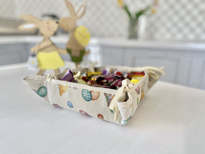 Easter tapestry Bread Basket «Easter Ducks»