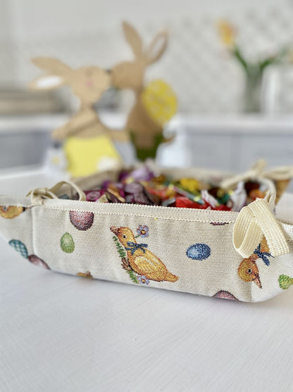 Easter tapestry Bread Basket «Easter Ducks»