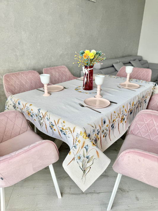 Tapestry tablecloth «Tenderness»