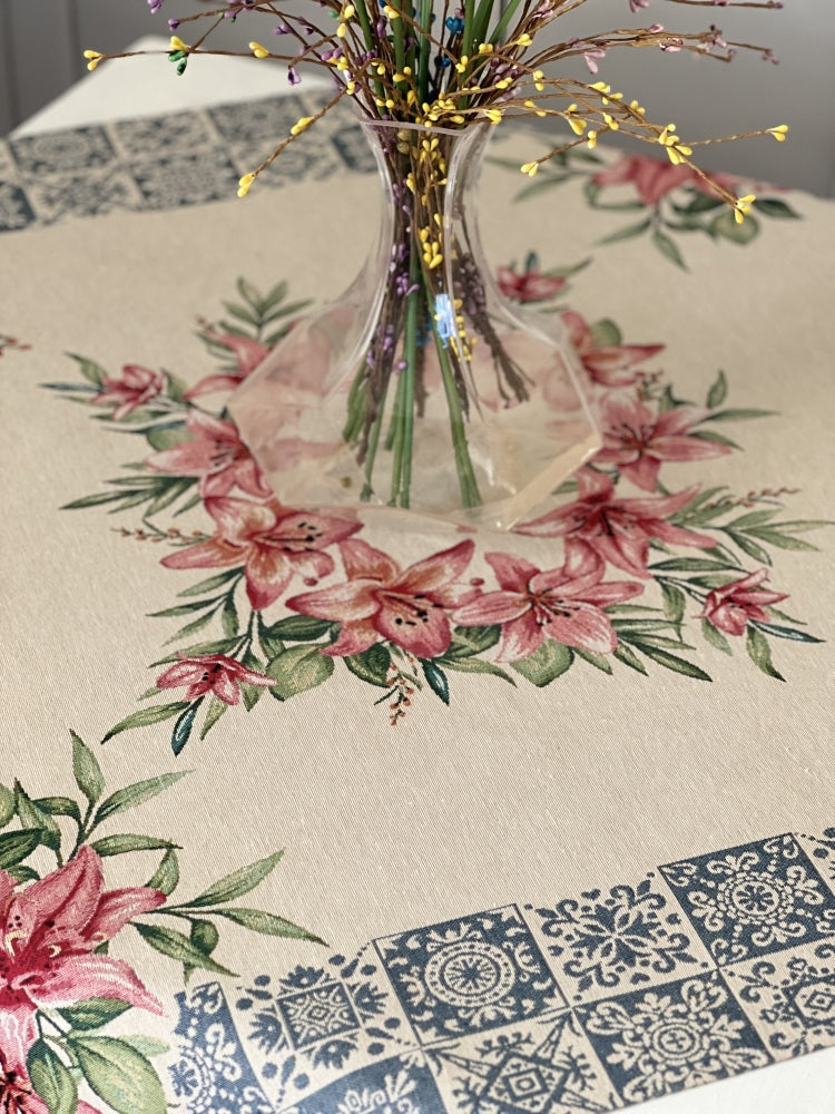 Tapestry tablecloth «Lilies» Limaso Textile