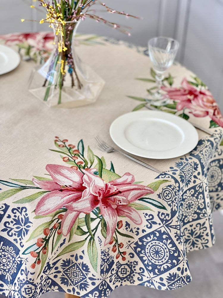 Round Tapestry Tablecloth «Lilies» Limaso Textile
