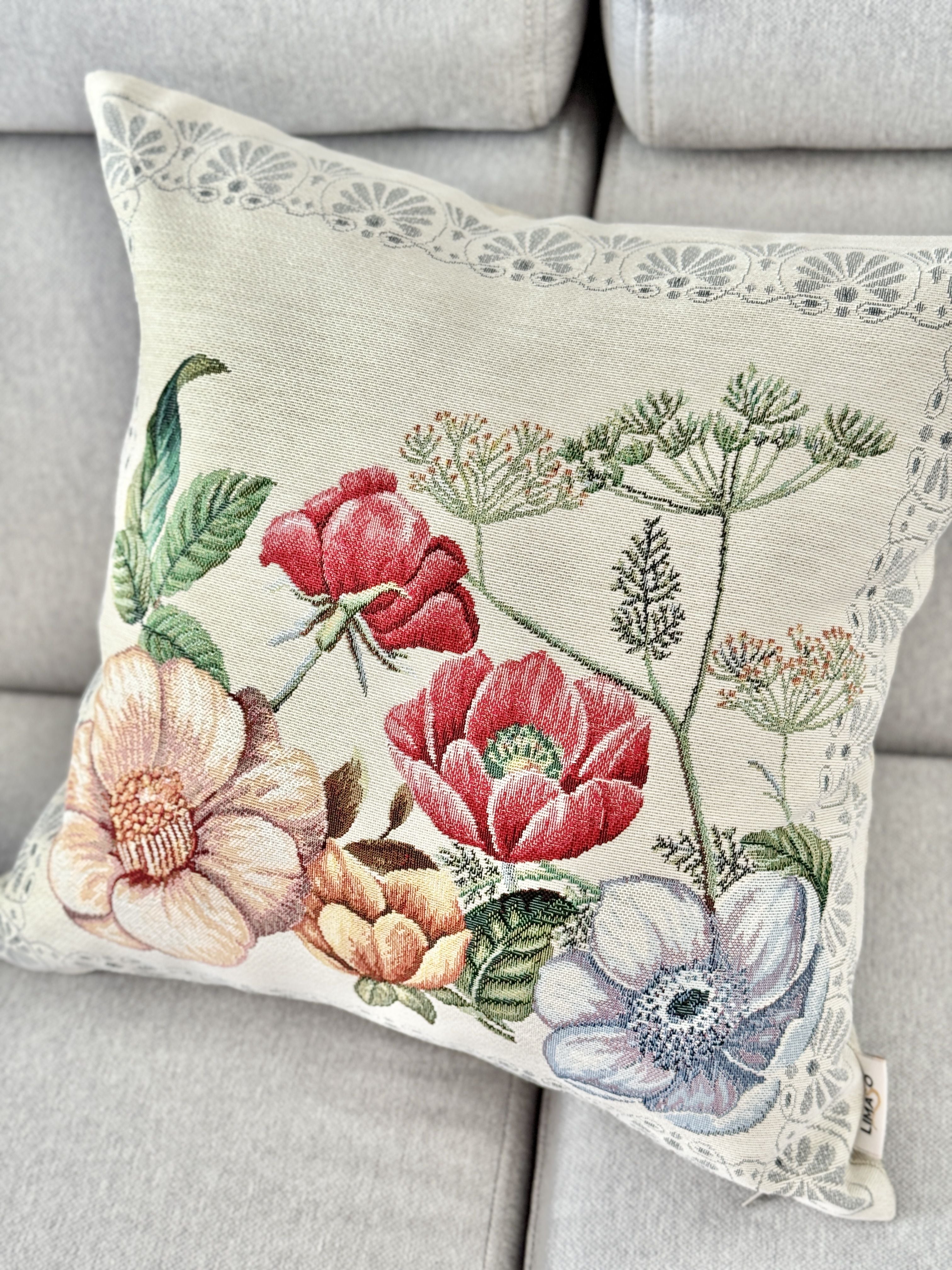 Tapestry cushion cover «MANDALAS FLOWERS-2» Limaso Textile