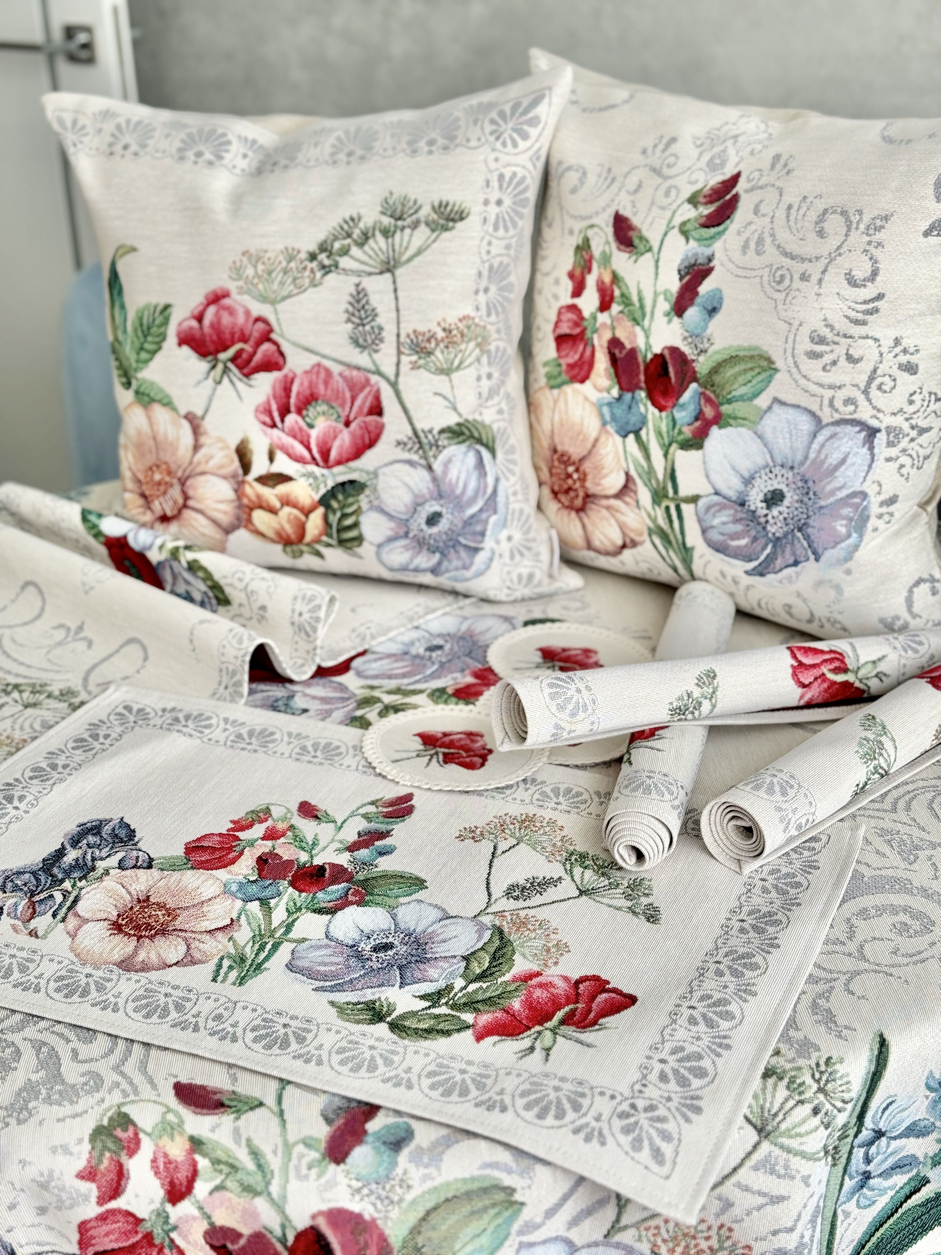 Tapestry Placemats set «MANDALAS FLOWERS» Limaso Textile