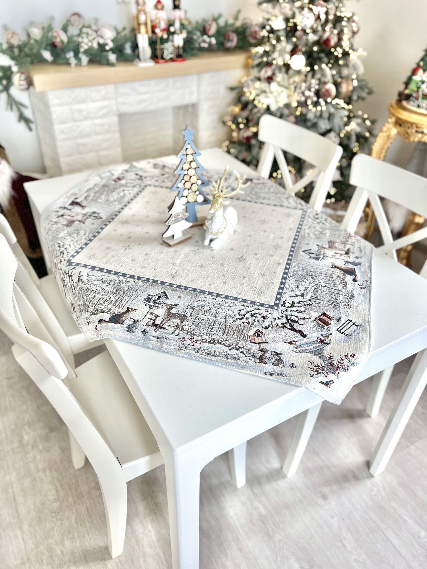 Christmas tapestry tablecloth «Snow village» With microfibre & silver lurex