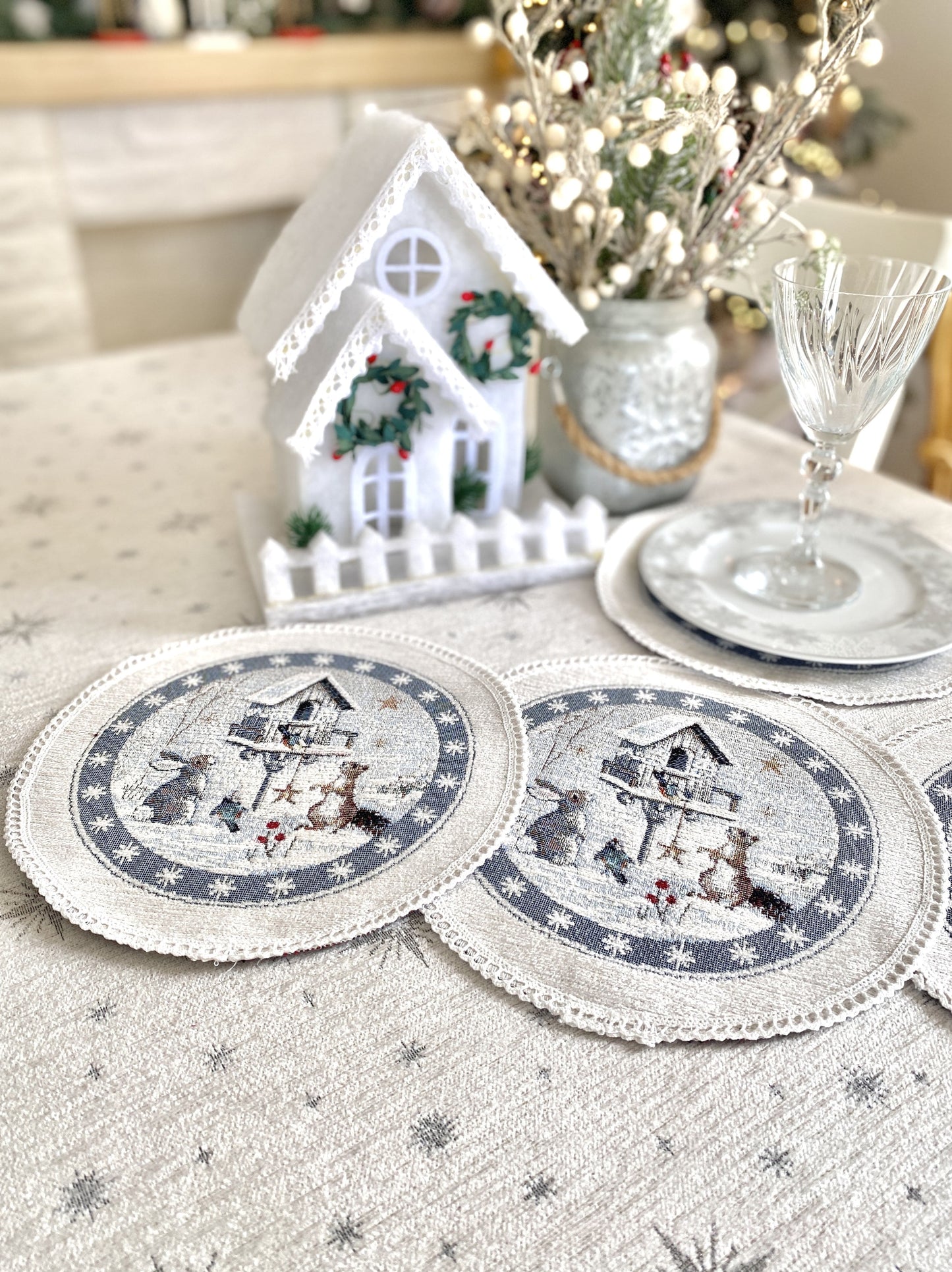 Christmas cup placemats «Snow village» With microfibre & silver lurex