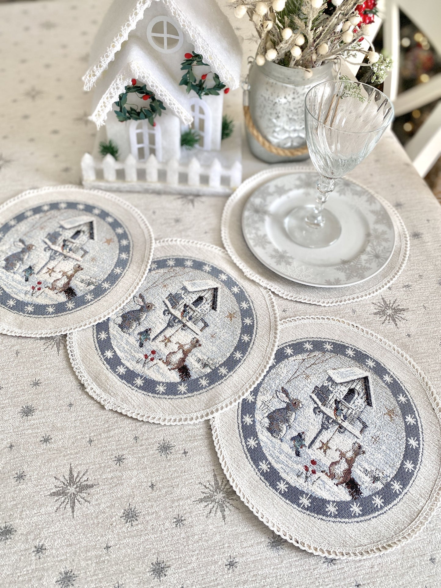 Christmas cup placemats «Snow village» With microfibre & silver lurex